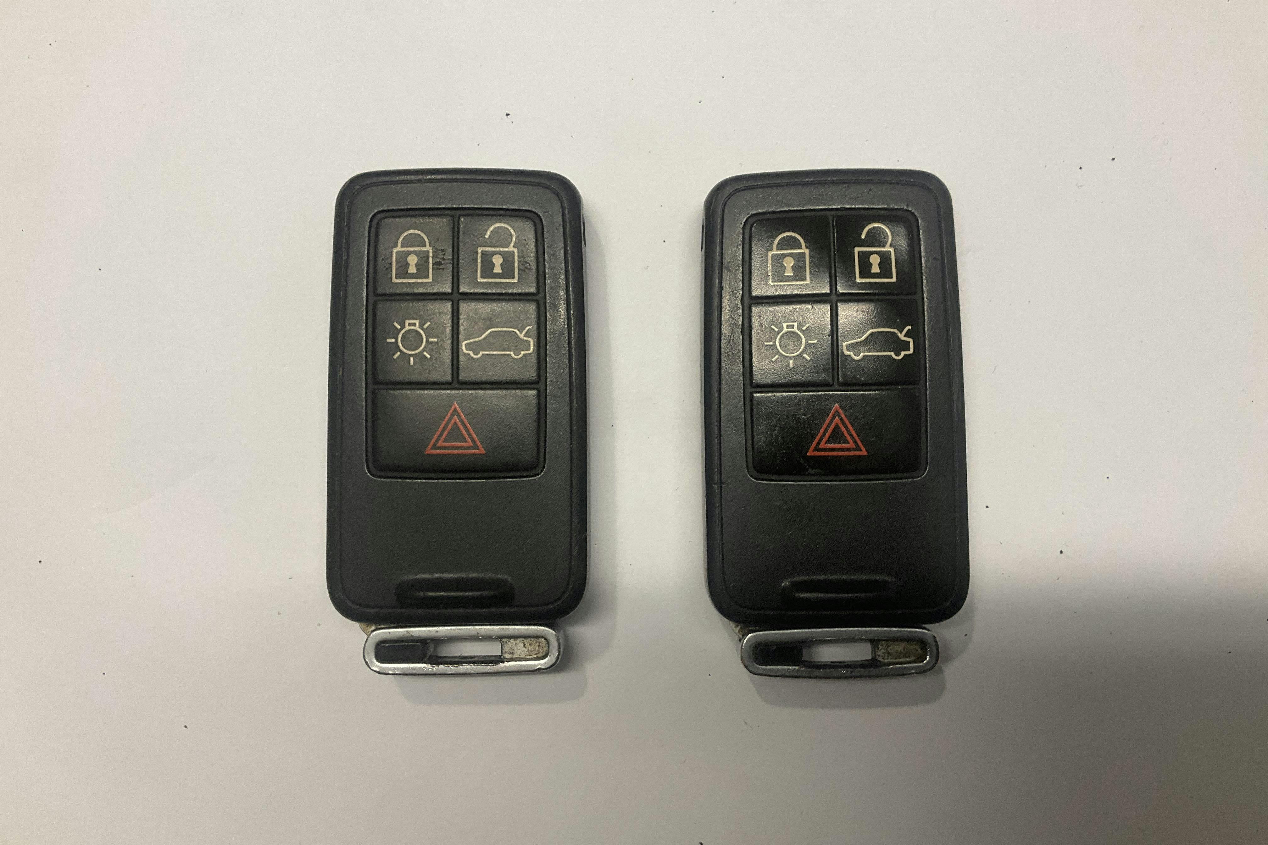 Presentation photo 11 of 11: Volvo XC60 D3 2WD (163hk) - 229 560 km - Automatic - blue - 2012