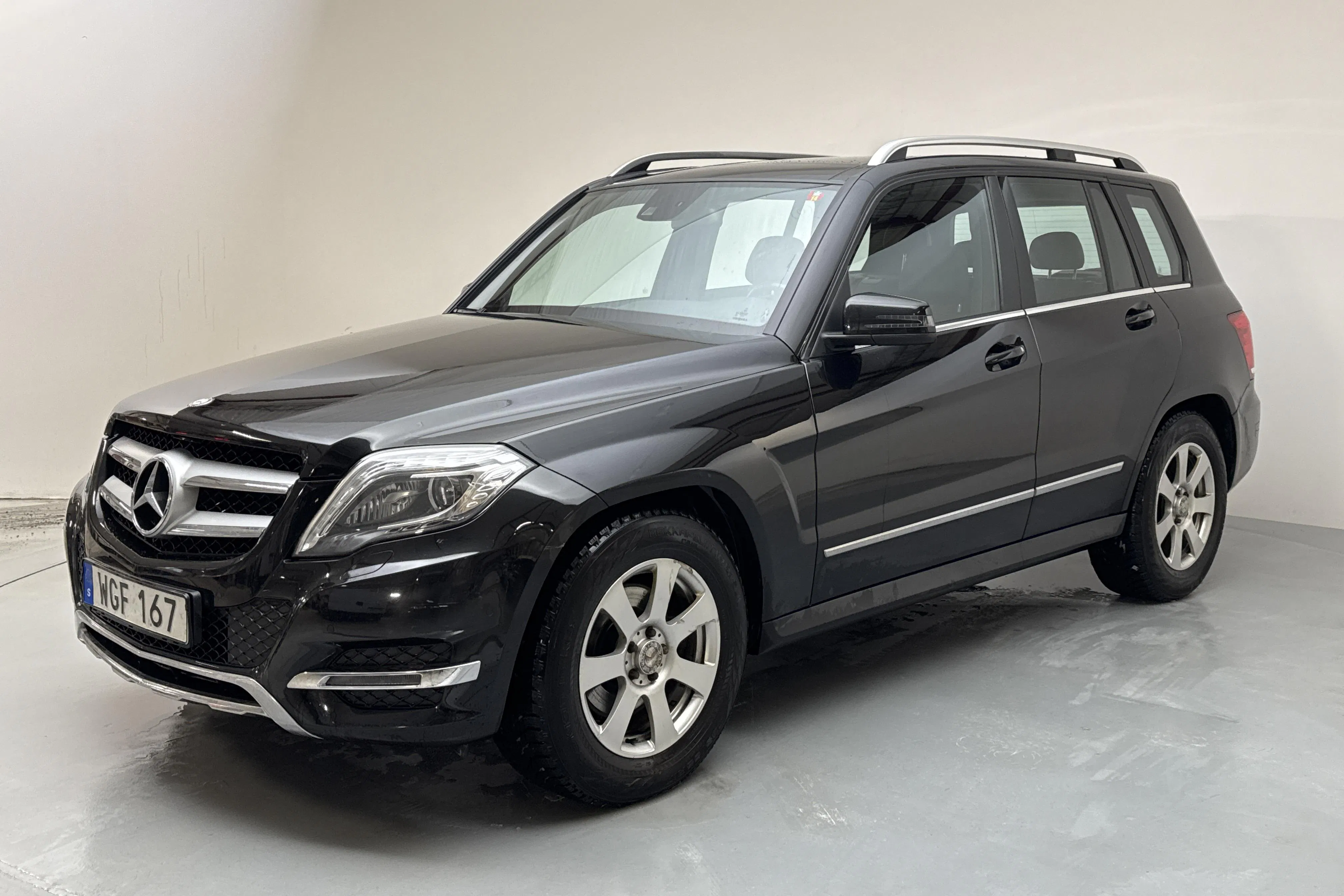 Presentation photo 1 of 15: Mercedes GLK 220 CDI 4MATIC X204 (170hk) - 187 400 km - Automatic - black - 2013