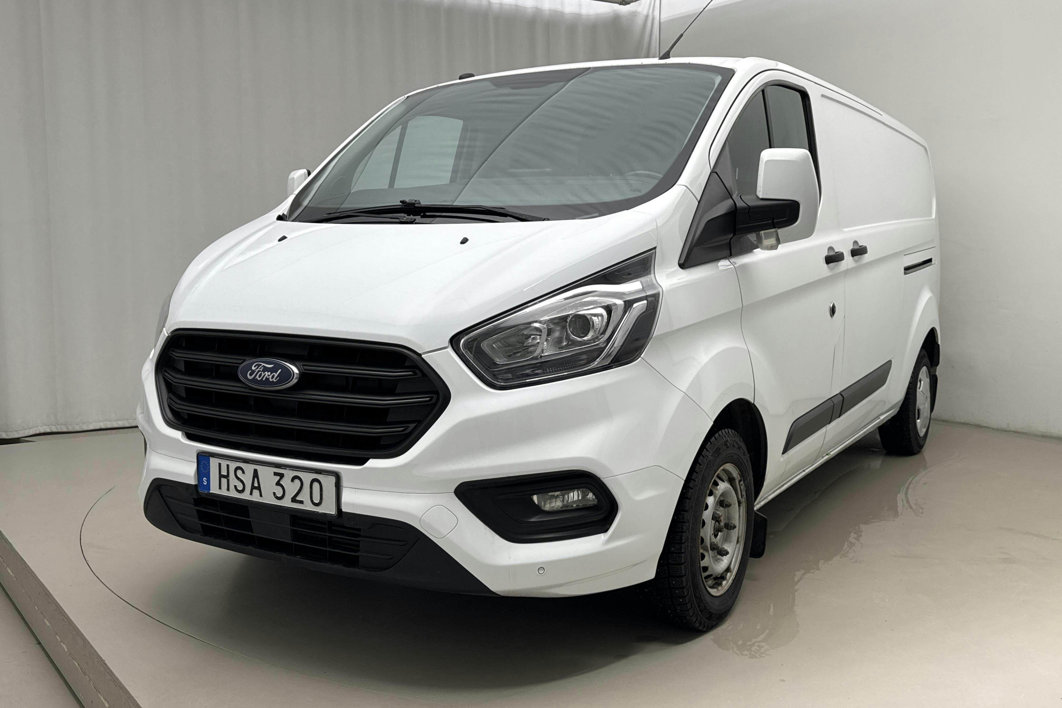 Esittelykuva 1 osoitteesta 21: Ford Transit Custom 300 (130hk) - 186 590 km - Manuaalinen - valkoinen - 2019