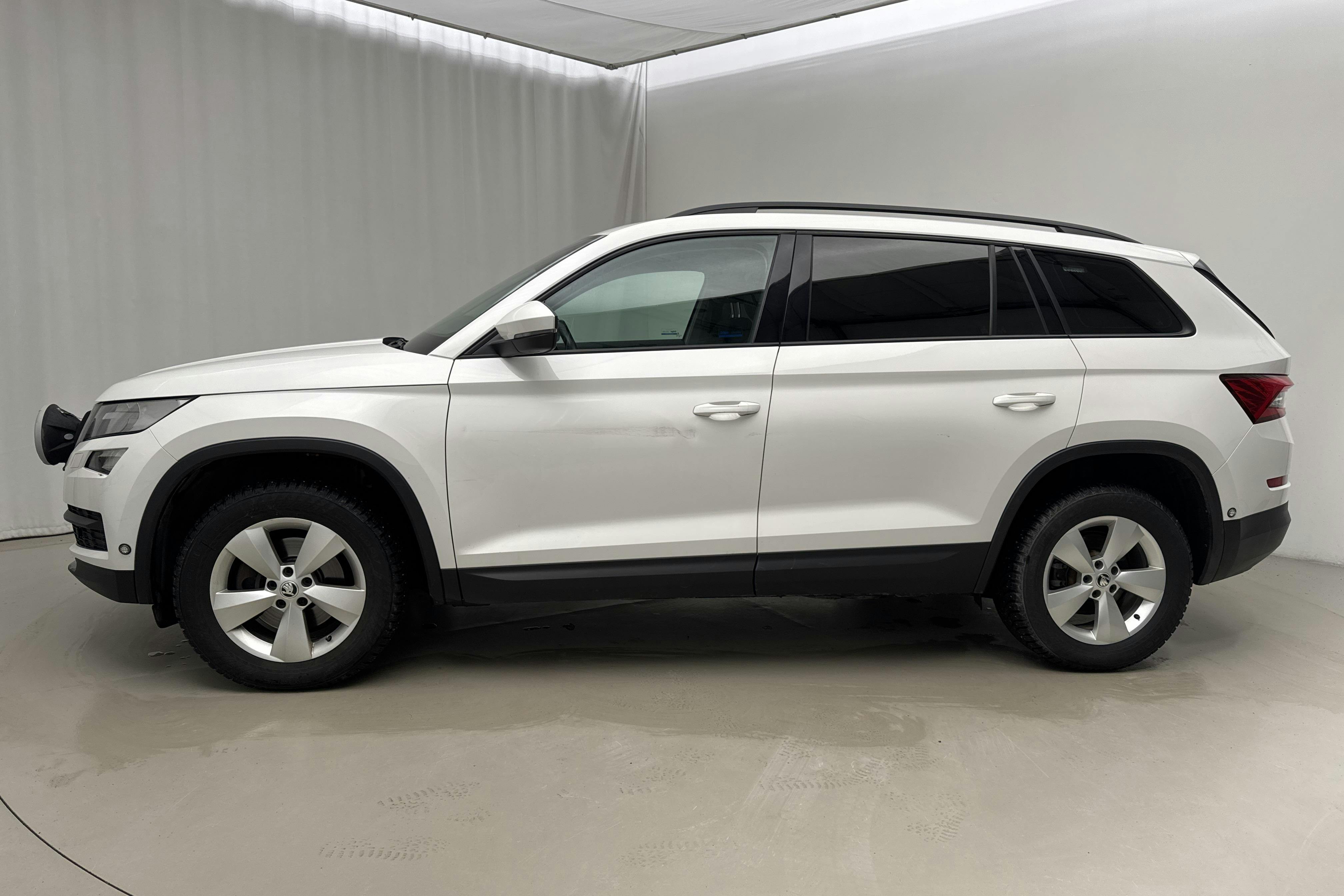 Presentation photo 2 of 18: Skoda Kodiaq 2.0 TDI 4X4 (150hk) - 98 550 km - Manual - white - 2020