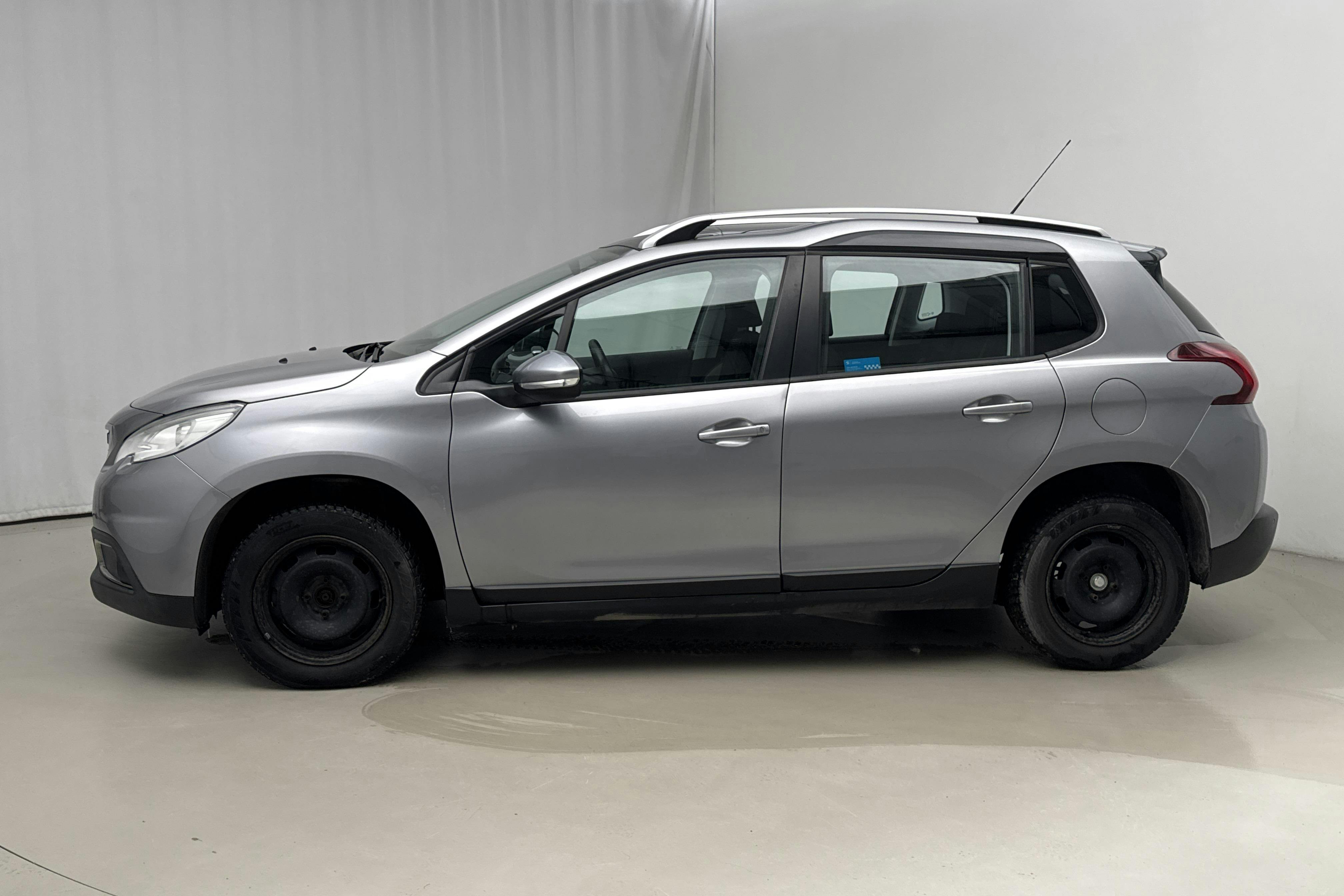 Presentation photo 2 of 14: Peugeot 2008 1.2 PureTech (110hk) - 84 470 km - Automatic - gray - 2016