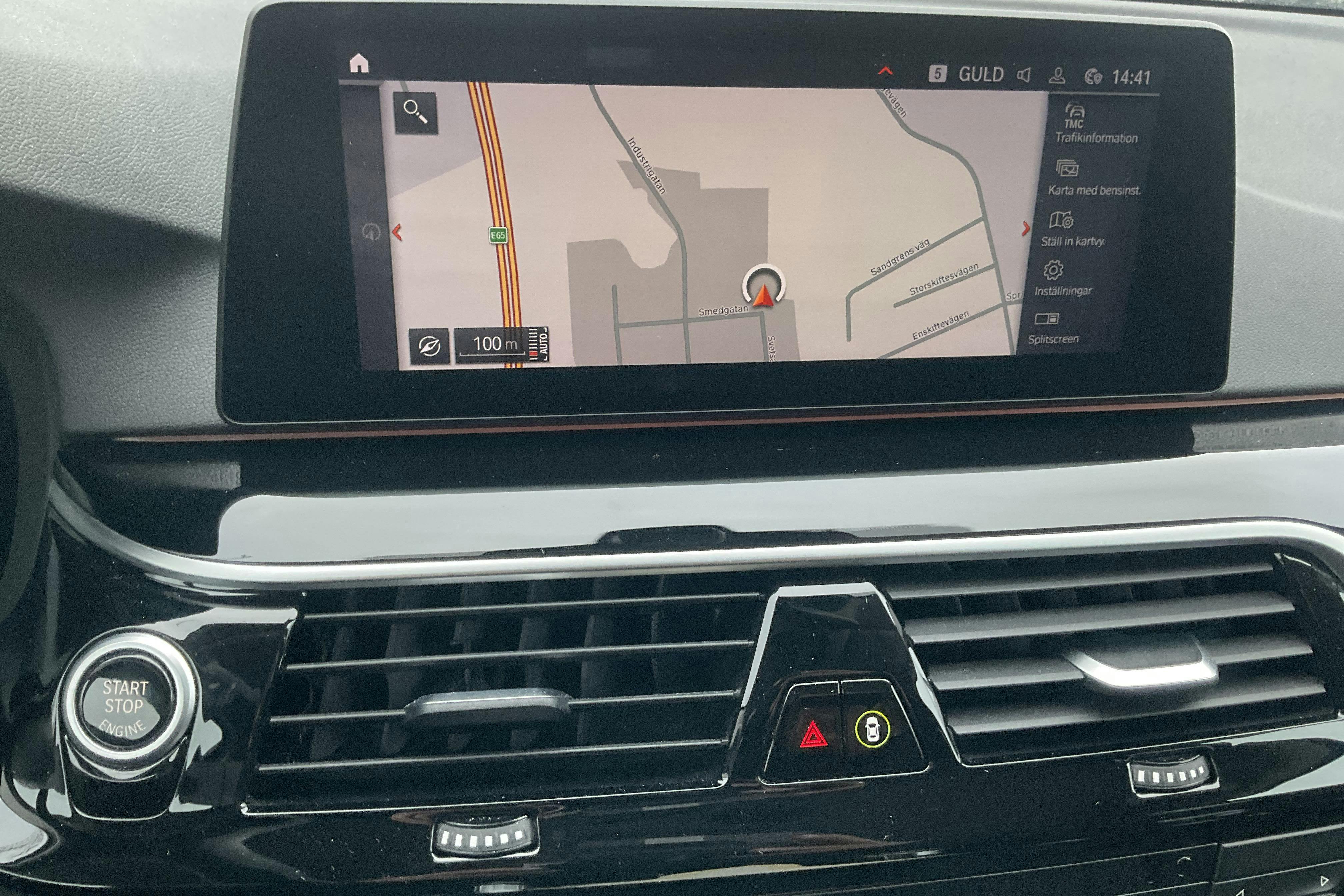 Presentationsfoto 18 av 18: BMW 520d xDrive Touring MHEV, G31 (190hk) - 8 547 mil - Automat - blå - 2020