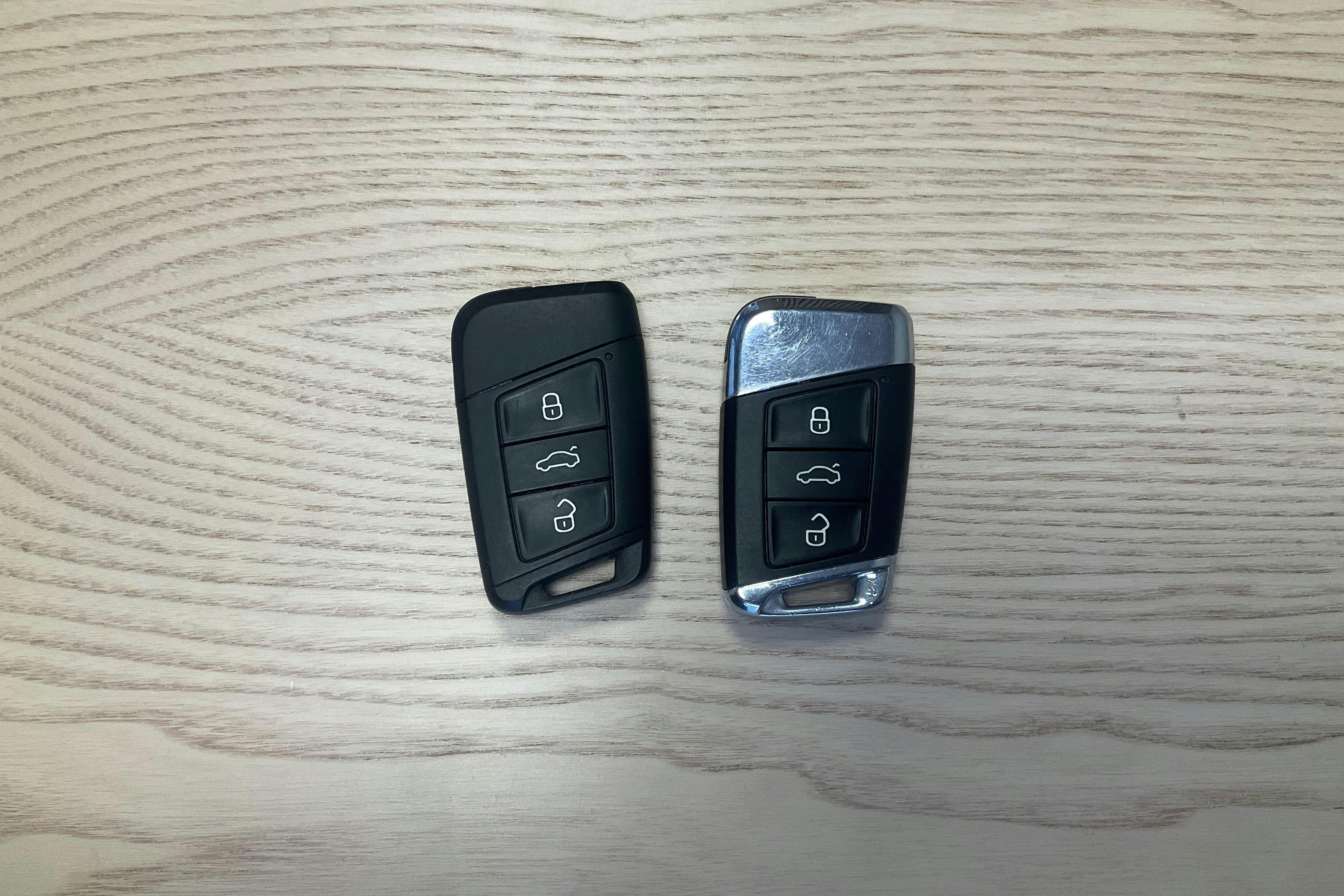 Presentationsfoto 15 av 15: VW Passat 1.4 Plug-in-Hybrid Sportscombi (218hk) - 16 656 mil - Automat - blå - 2018