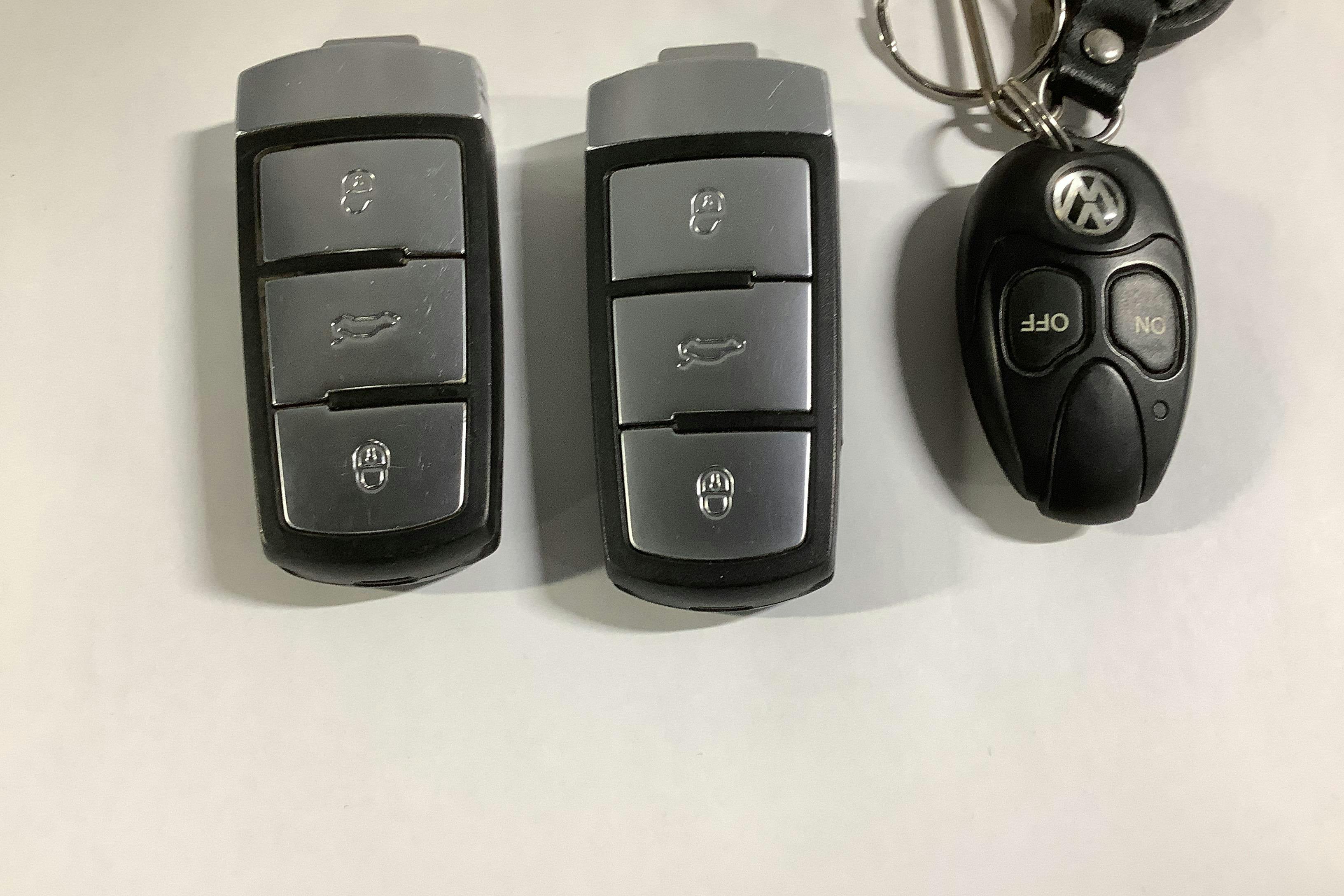 Presentationsfoto 14 av 14: VW Passat 2.0 TDI 4-Motion Variant (170hk) - 16 990 mil - Automat - svart - 2010