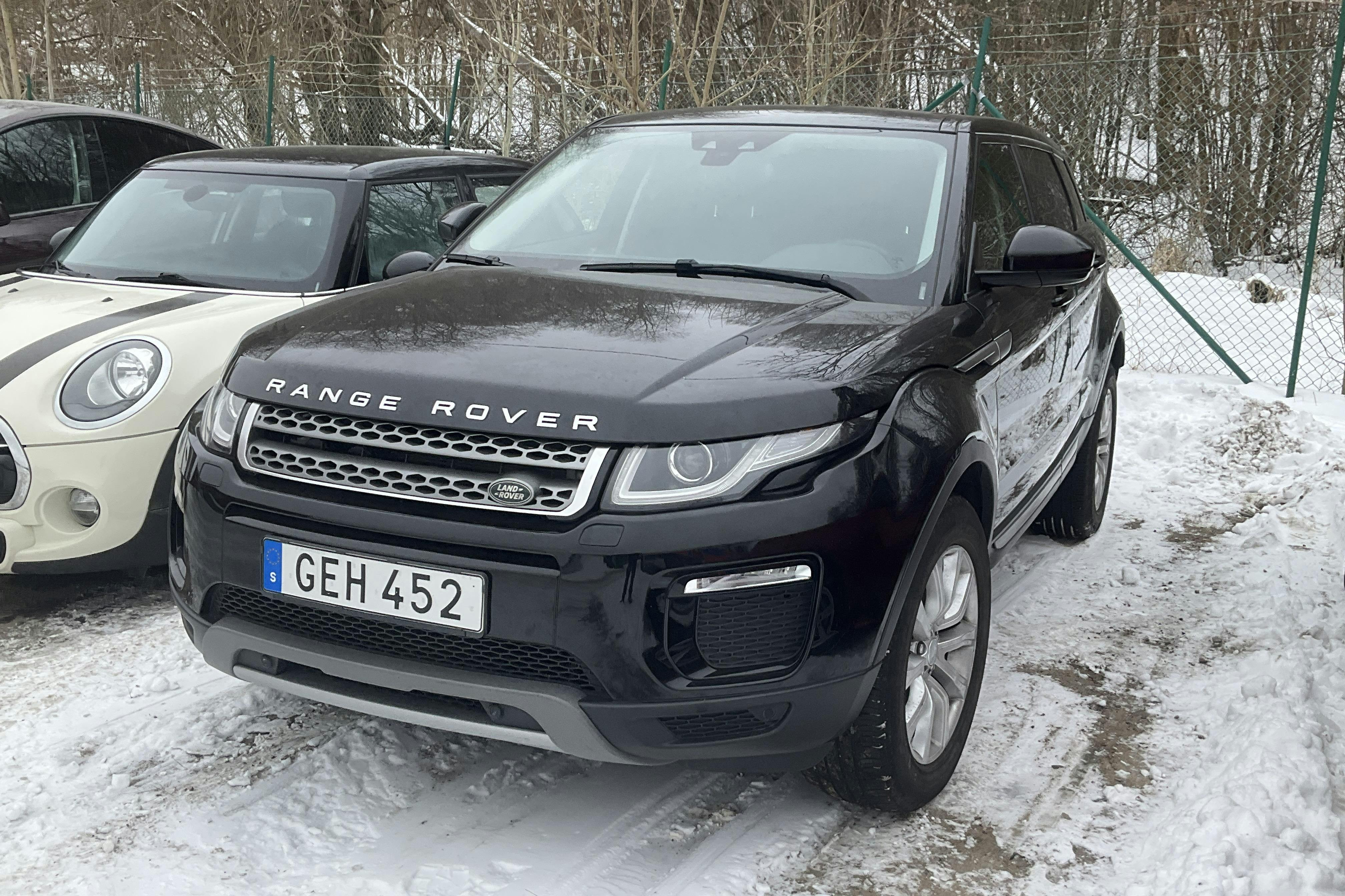 Præsentationsfoto 1 af 12: Land Rover Range Rover Evoque 2.0 TD4 AWD 5dr (150hk) - 118 770 kilometer - Salgsautomat - Sort - 2019