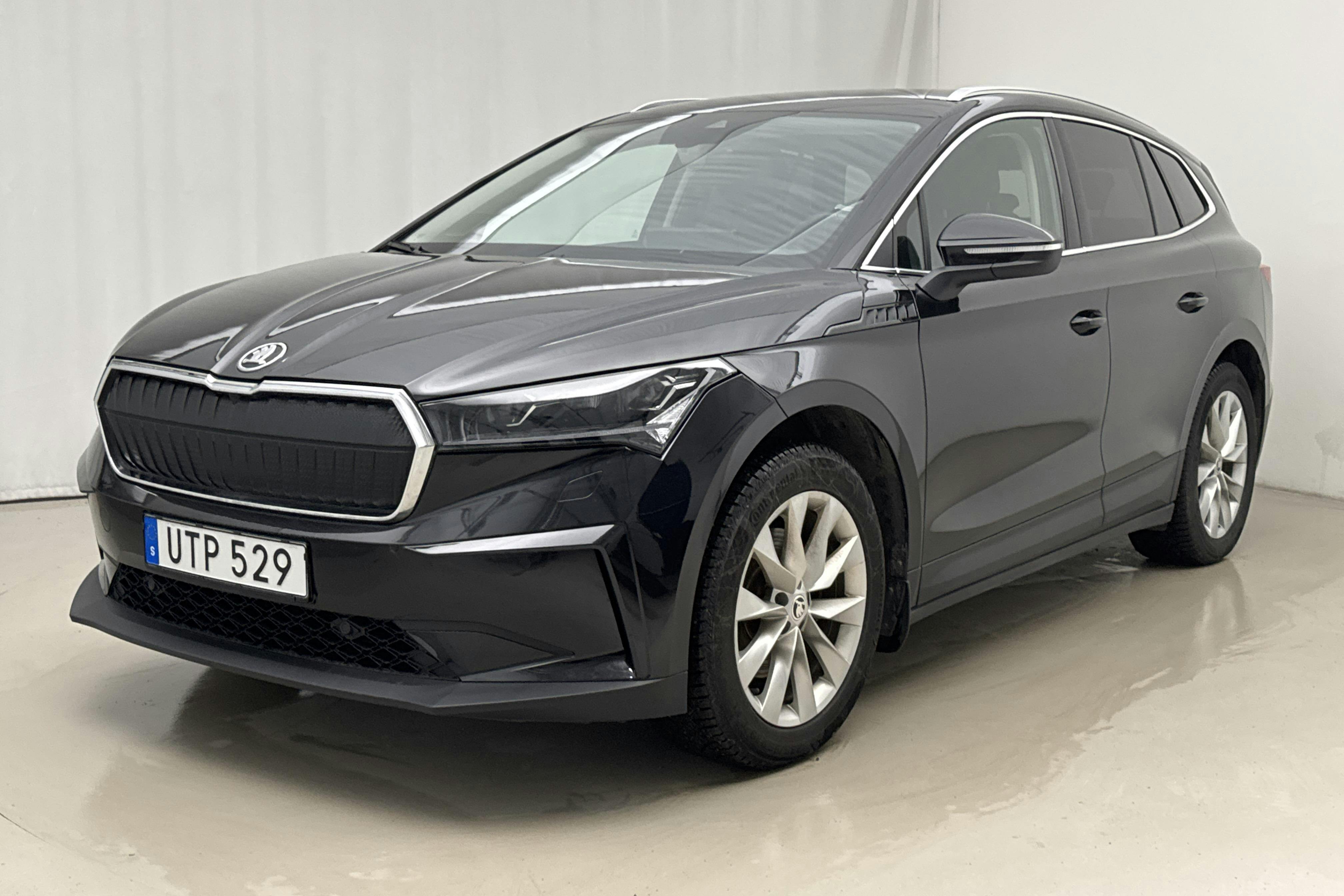 Presentationsfoto 1 av 18: Skoda Enyaq iV 80 (204hk) - 3 607 mil - Automat - svart - 2023