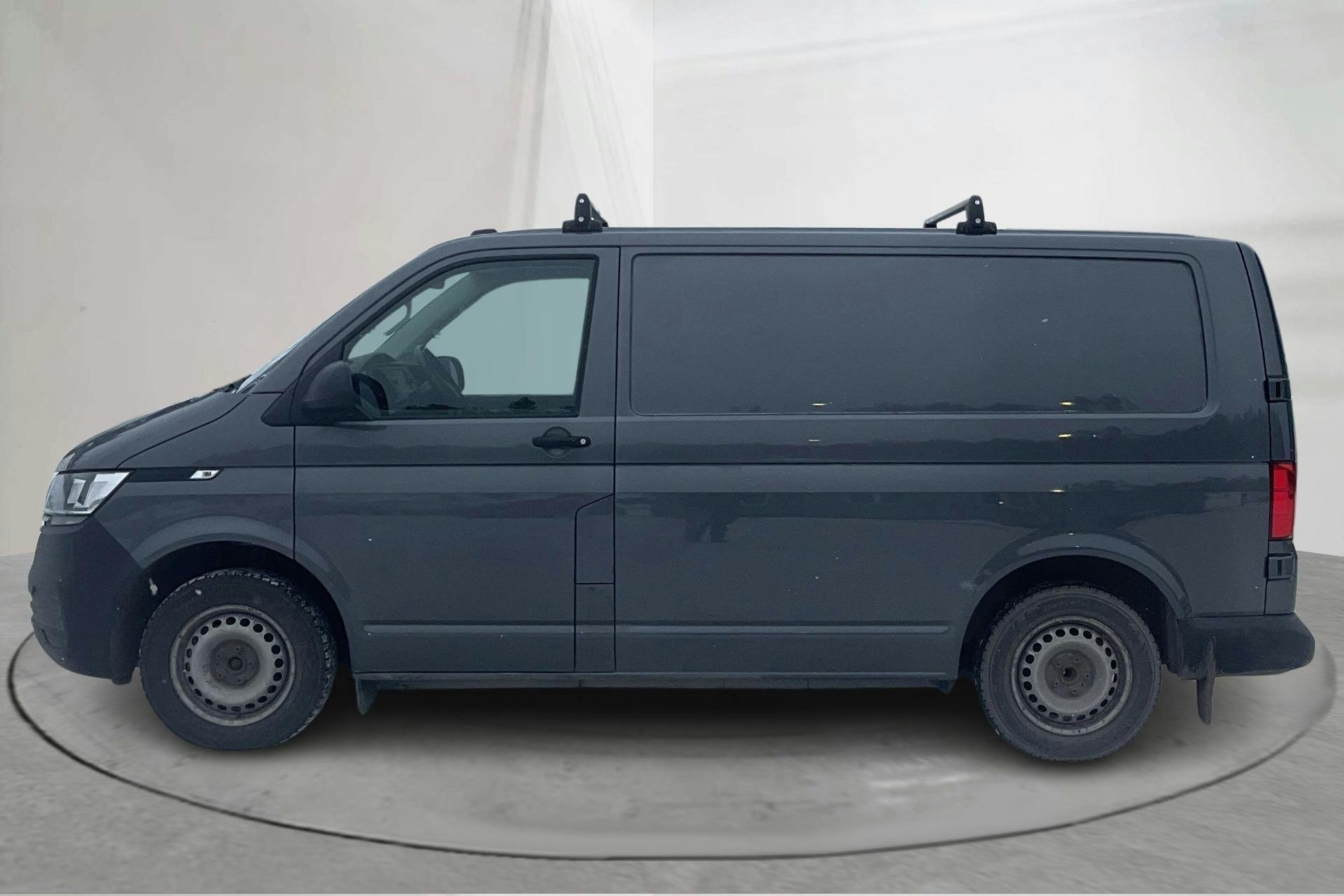 Präsentationsfoto 2 von 14: VW Transporter T6.1 Skåp TDI (150hk) - 179 080 Kilometer - Verkaufsautomat - grau - 2022