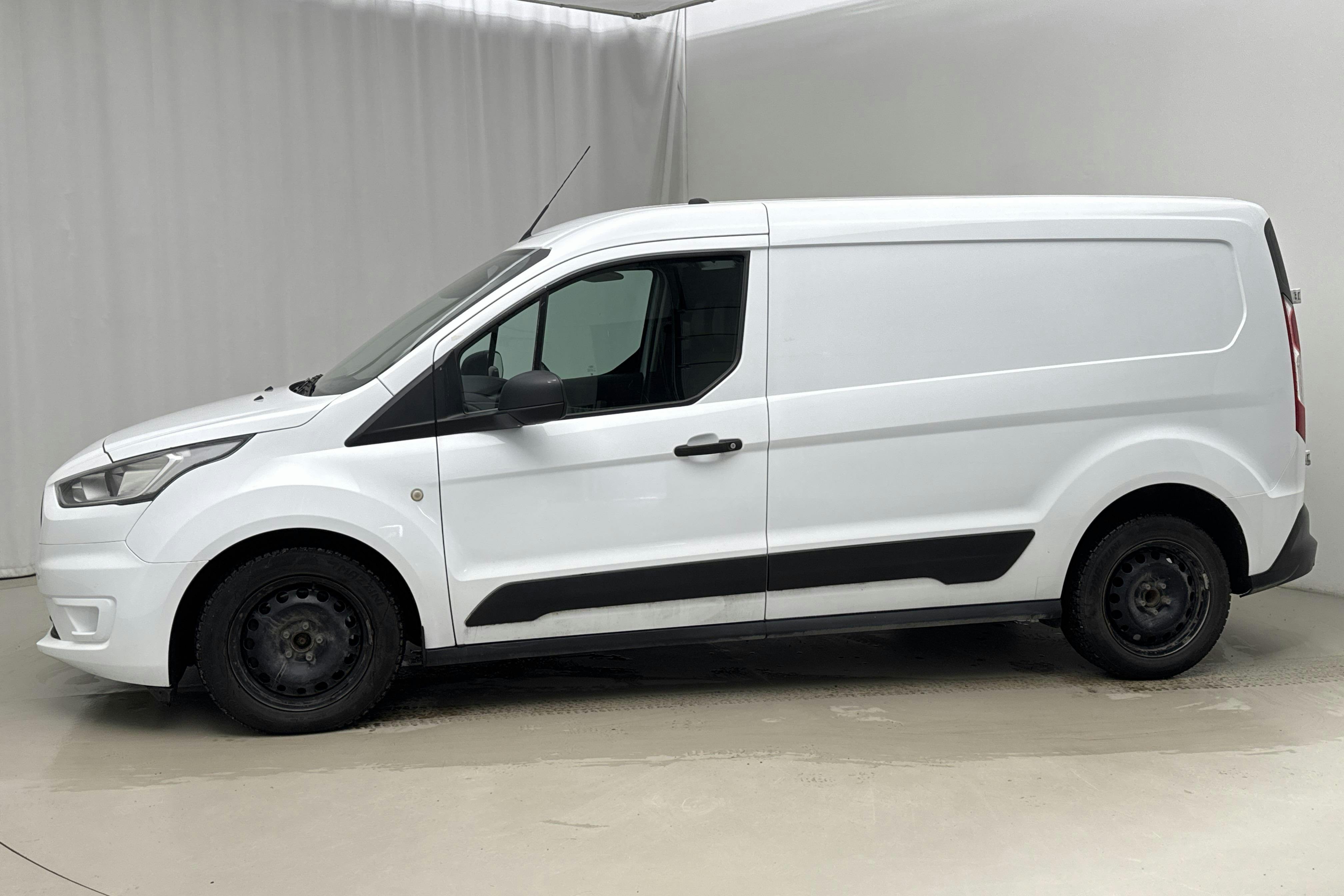 Præsentationsfoto 2 af 15: Ford Transit Connect 1.5 TDCi (120hk) - 194 190 kilometer - Salgsautomat - Hvid - 2018
