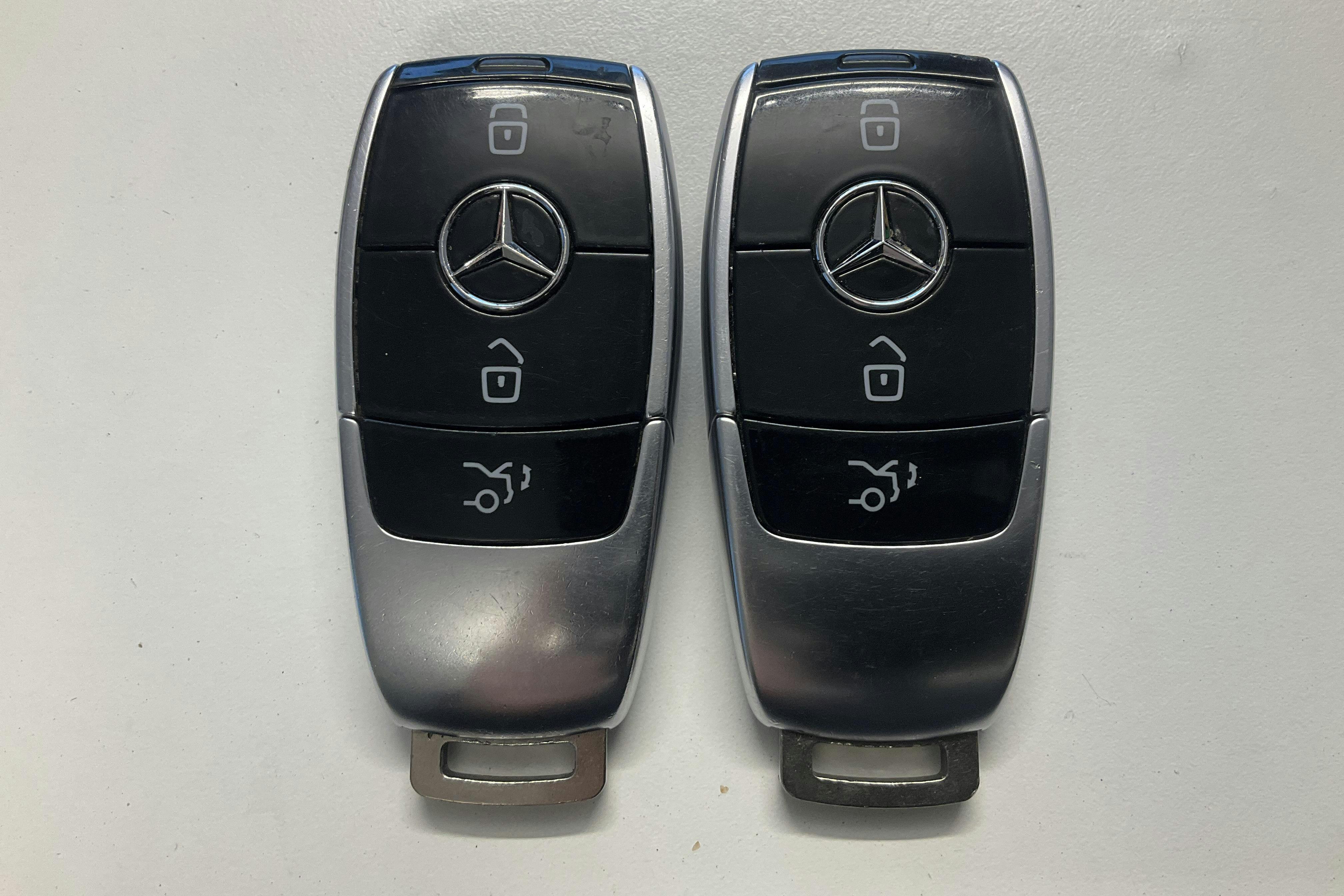 Presentation photo 18 of 18: Mercedes E 300 de Kombi 4MATIC S213 (306hk) - 113 290 km - Automatic - gray - 2021