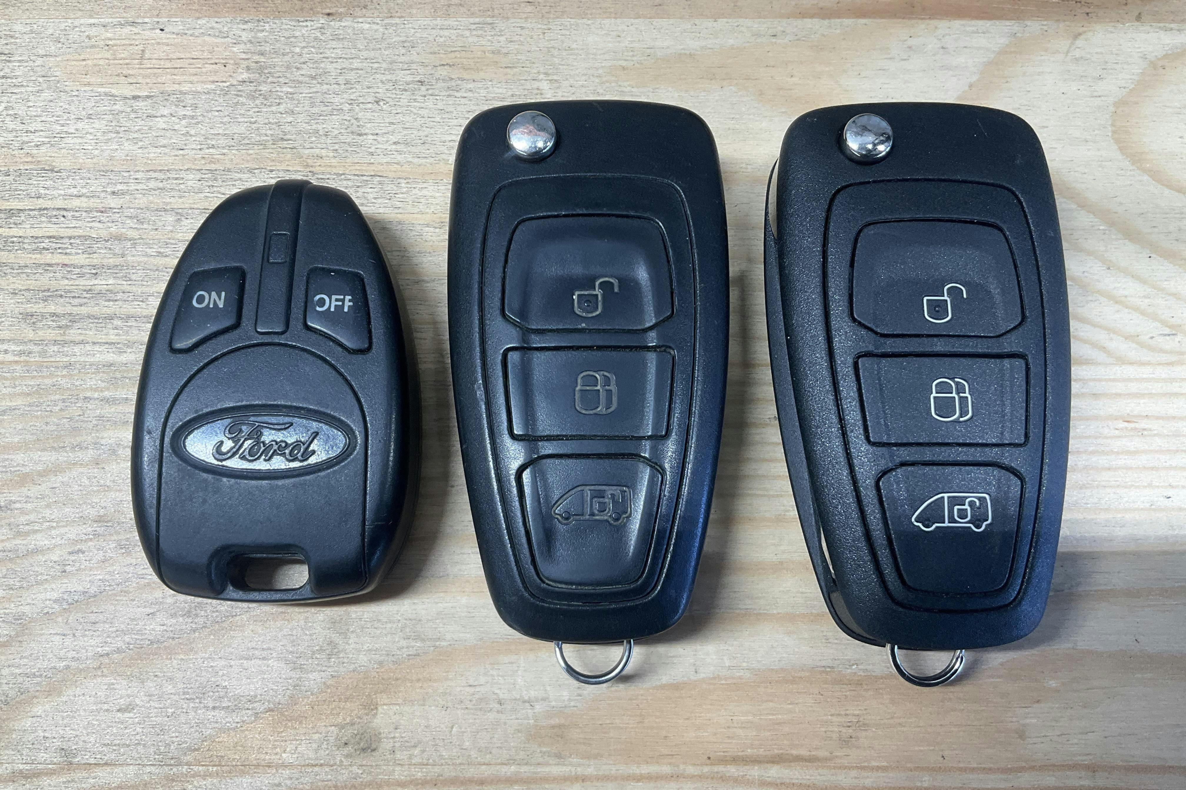 Presentationsfoto 16 av 16: Ford Transit Custom 300 (130hk) - 16 391 mil - Automat - vit - 2020