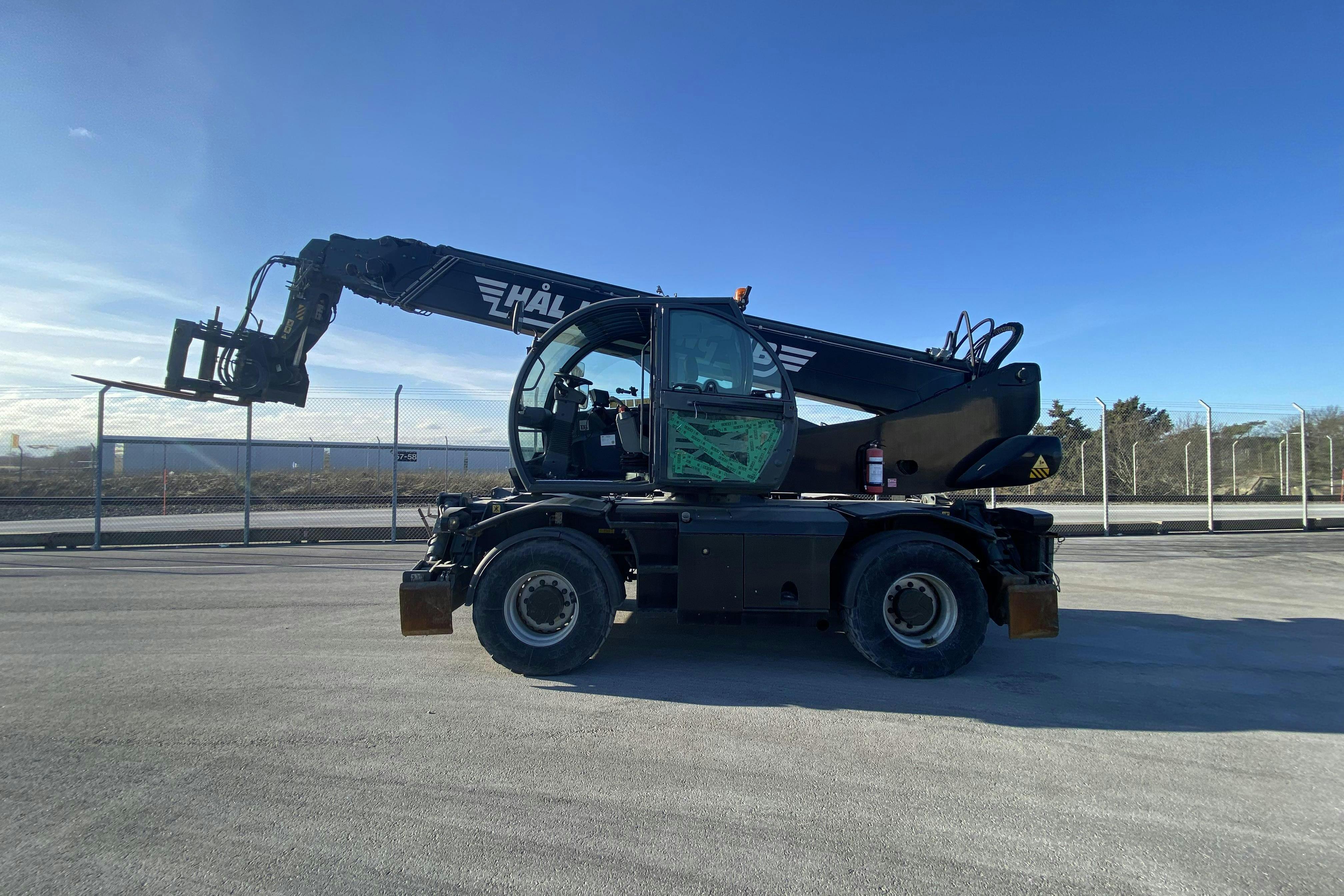 Presentationsfoto 2 av 21: Magni RTH 5.25 SH Teleskoplastare - 0 km - 2019