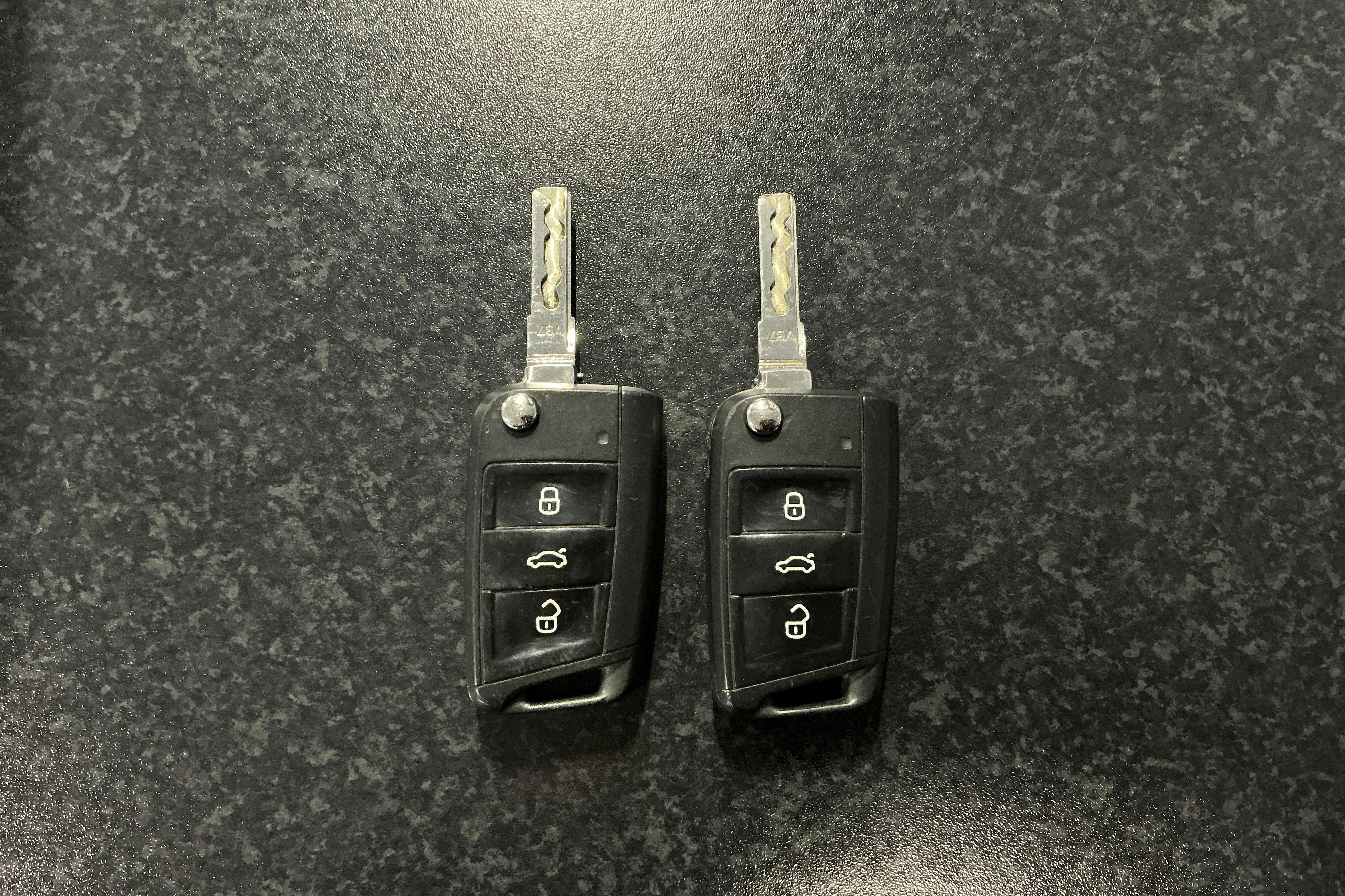 Presentationsfoto 13 av 13: VW Golf VII 1.2 TSI 5dr (110hk) - 15 941 mil - Manuell - röd - 2017