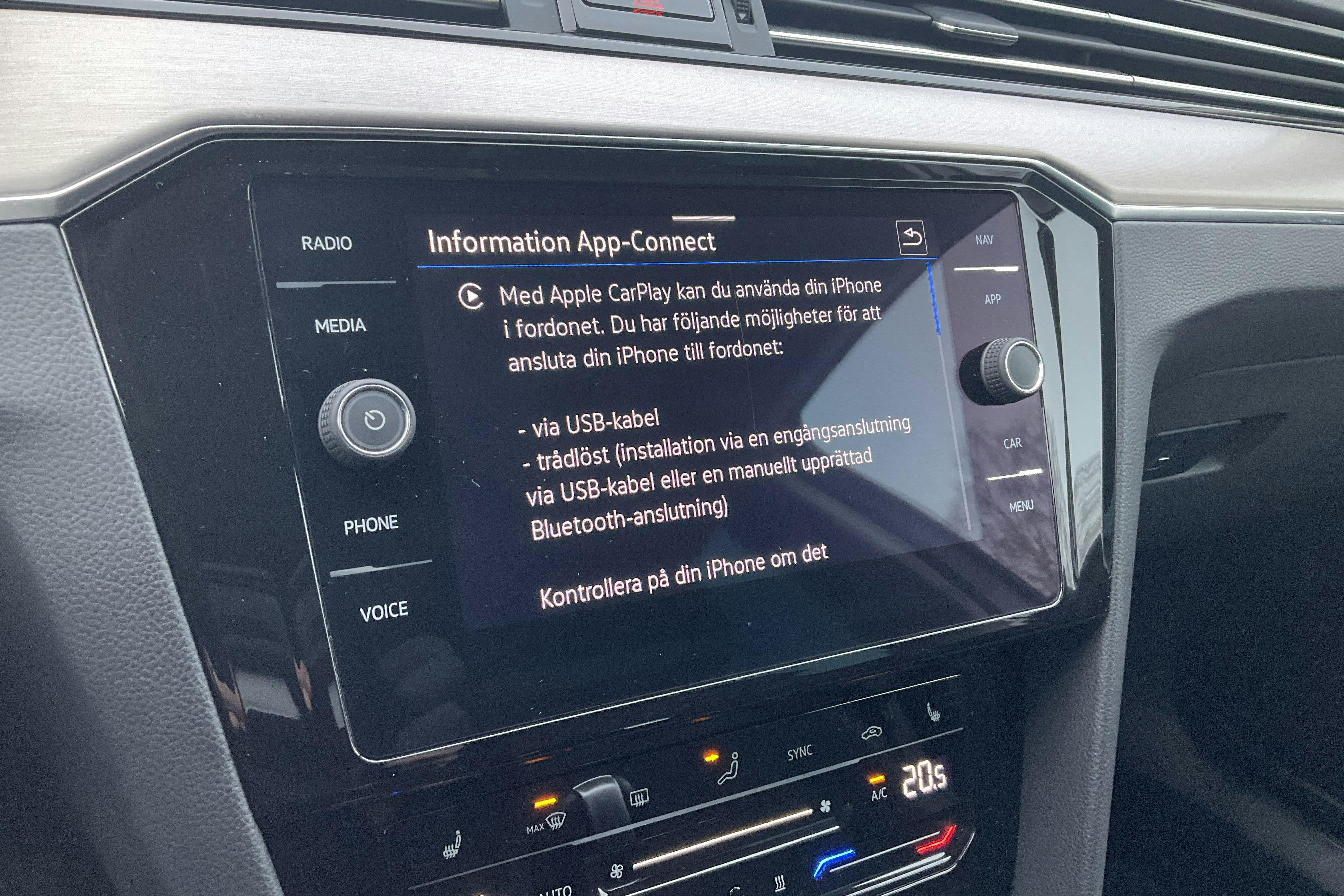 Presentation photo 16 of 16: VW Passat 2.0 TDI Sportscombi 4Motion (200hk) - 121 650 km - Automatic - silver - 2022