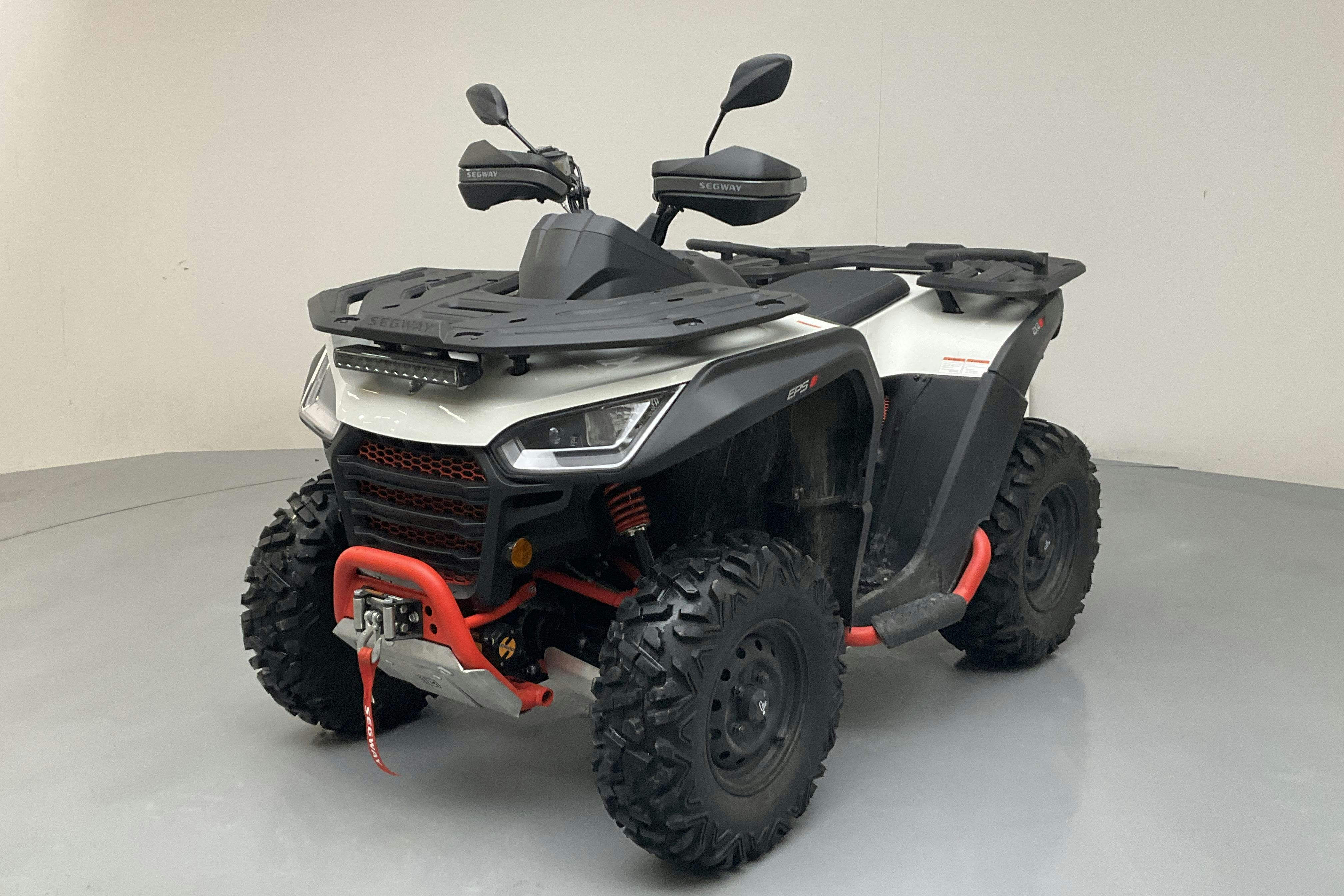 Presentation photo 1 of 11: SEGWAY SNARLER 600 AT6 S EPS ATV - 510 km - Automatic - 2021