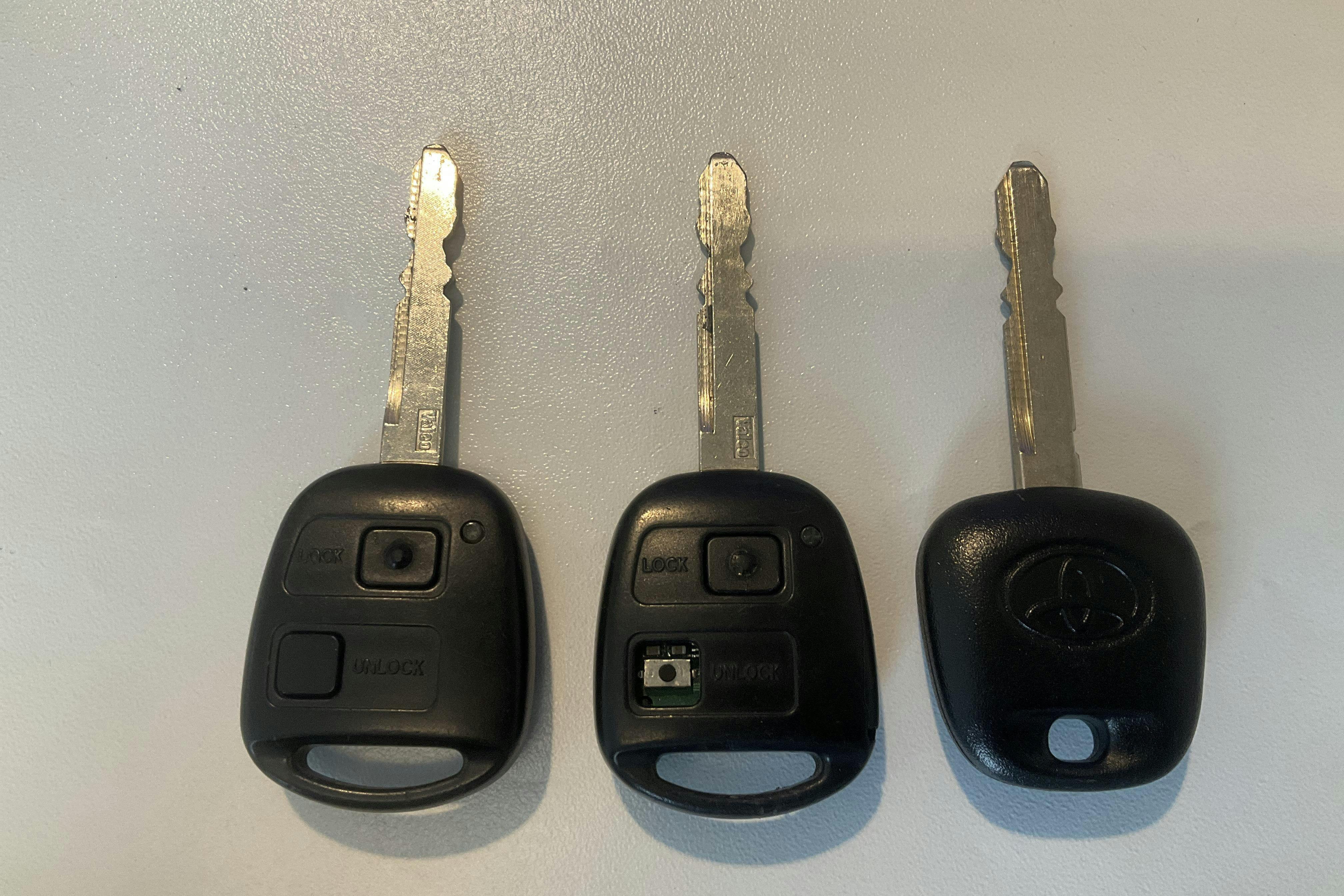 Esittelykuva 12 osoitteesta 12: Toyota Yaris 1.33 5dr (100hk) - 123 090 km - Manuaalinen - Dark Grey - 2009