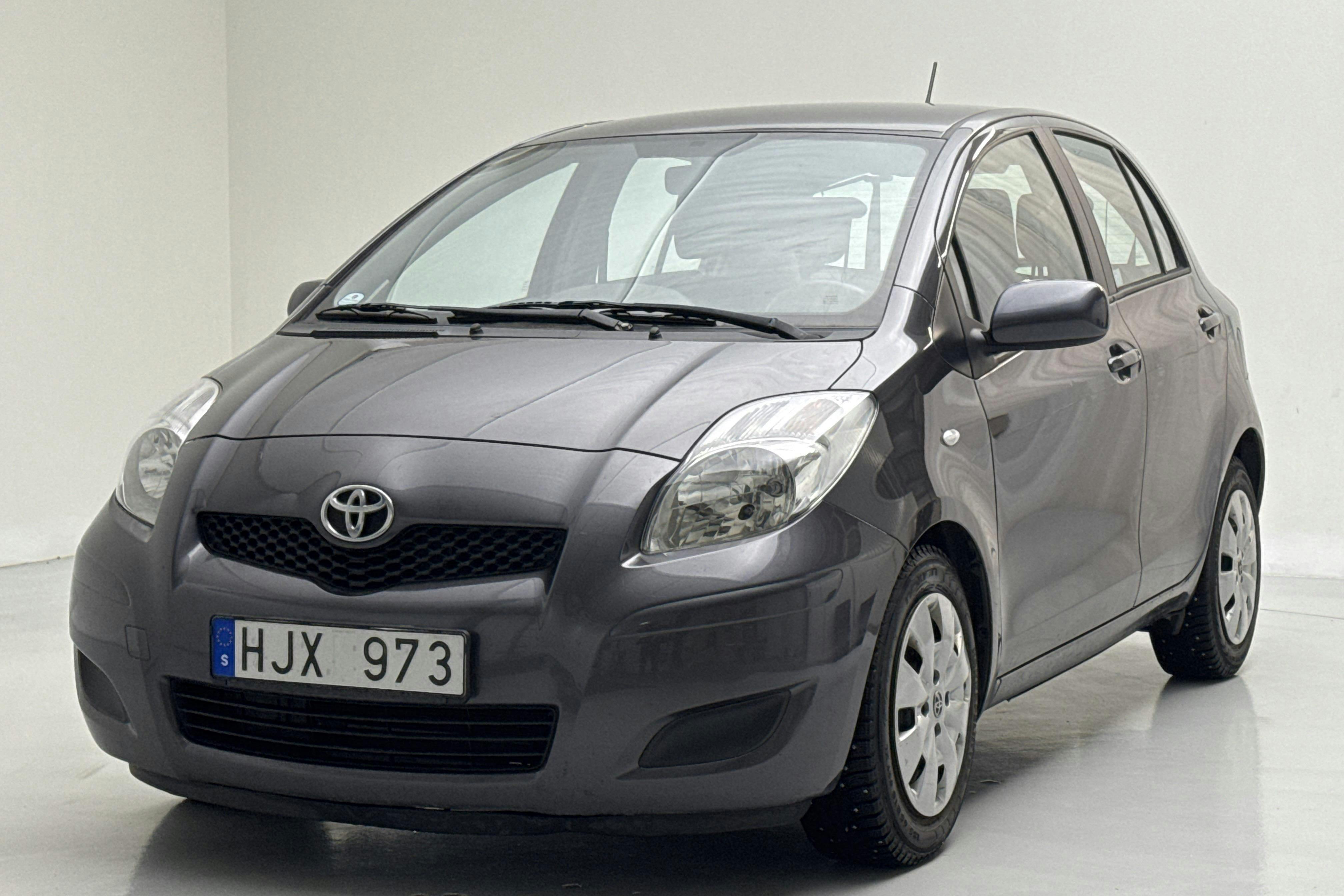 Esittelykuva 1 osoitteesta 12: Toyota Yaris 1.33 5dr (100hk) - 123 090 km - Manuaalinen - Dark Grey - 2009