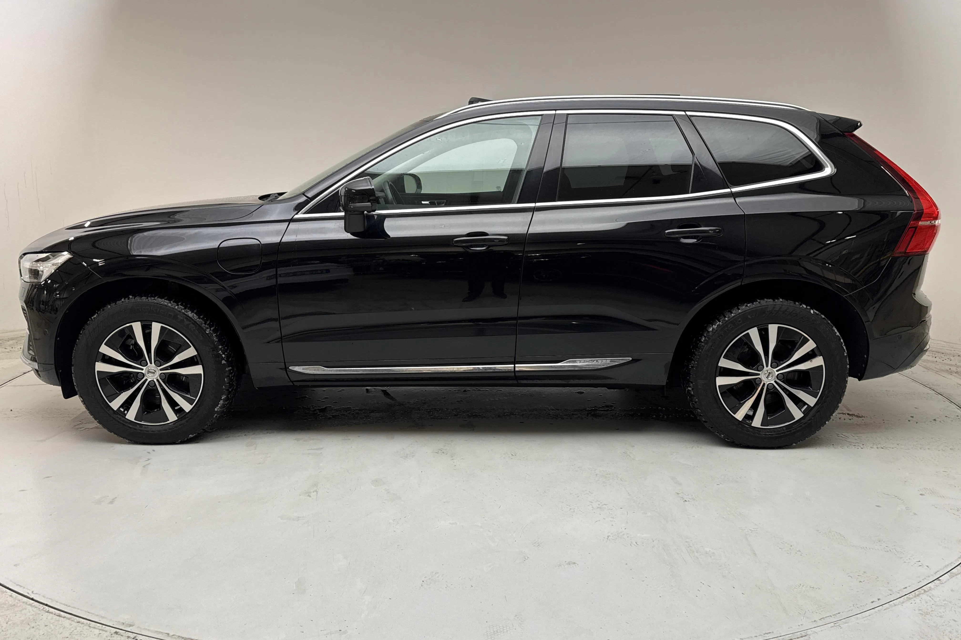 Presentation photo 2 of 18: Volvo XC60 T6 AWD Recharge (350hk) - 129 280 km - Automatic - black - 2023