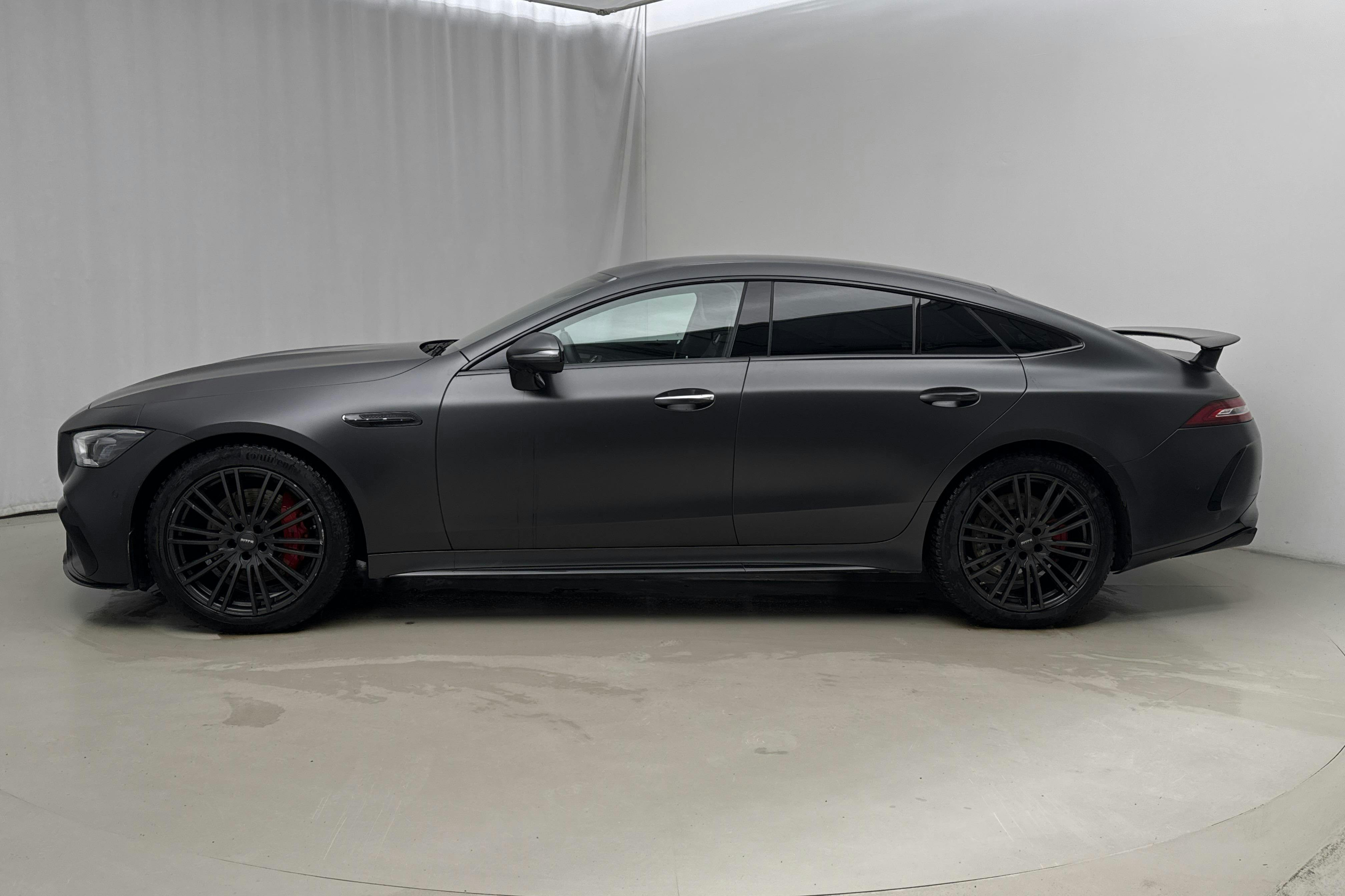 Presentationsfoto 2 av 18: Mercedes AMG GT 53 4MATIC 4dr Coupé X290 (435hk) - 10 982 mil - Automat - grå - 2019