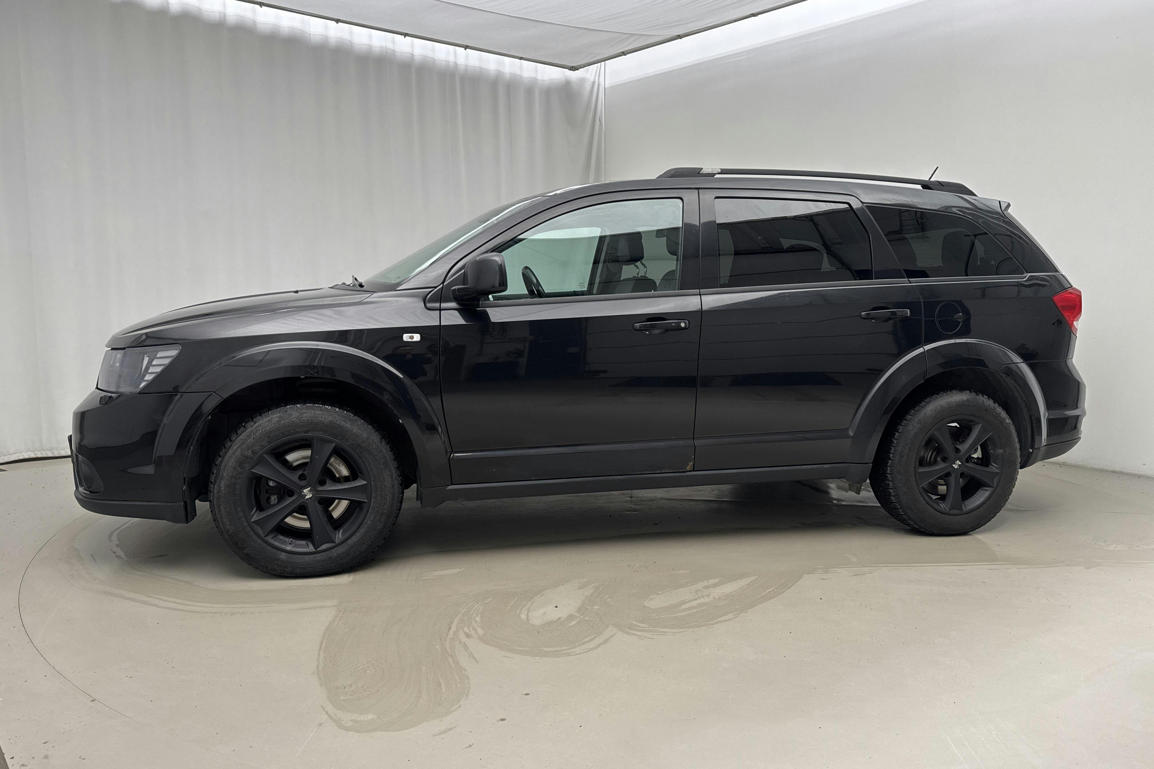 Presentationsfoto 2 av 23: Fiat Freemont 2.0 Multijet AWD (170hk) - 20 202 mil - Automat - svart - 2014