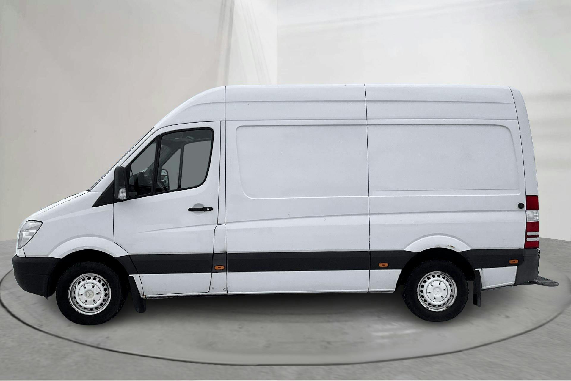 Presentation photo 2 of 13: Mercedes Sprinter 313 CDI (129hk) - 255 740 km - Manual - white - 2014