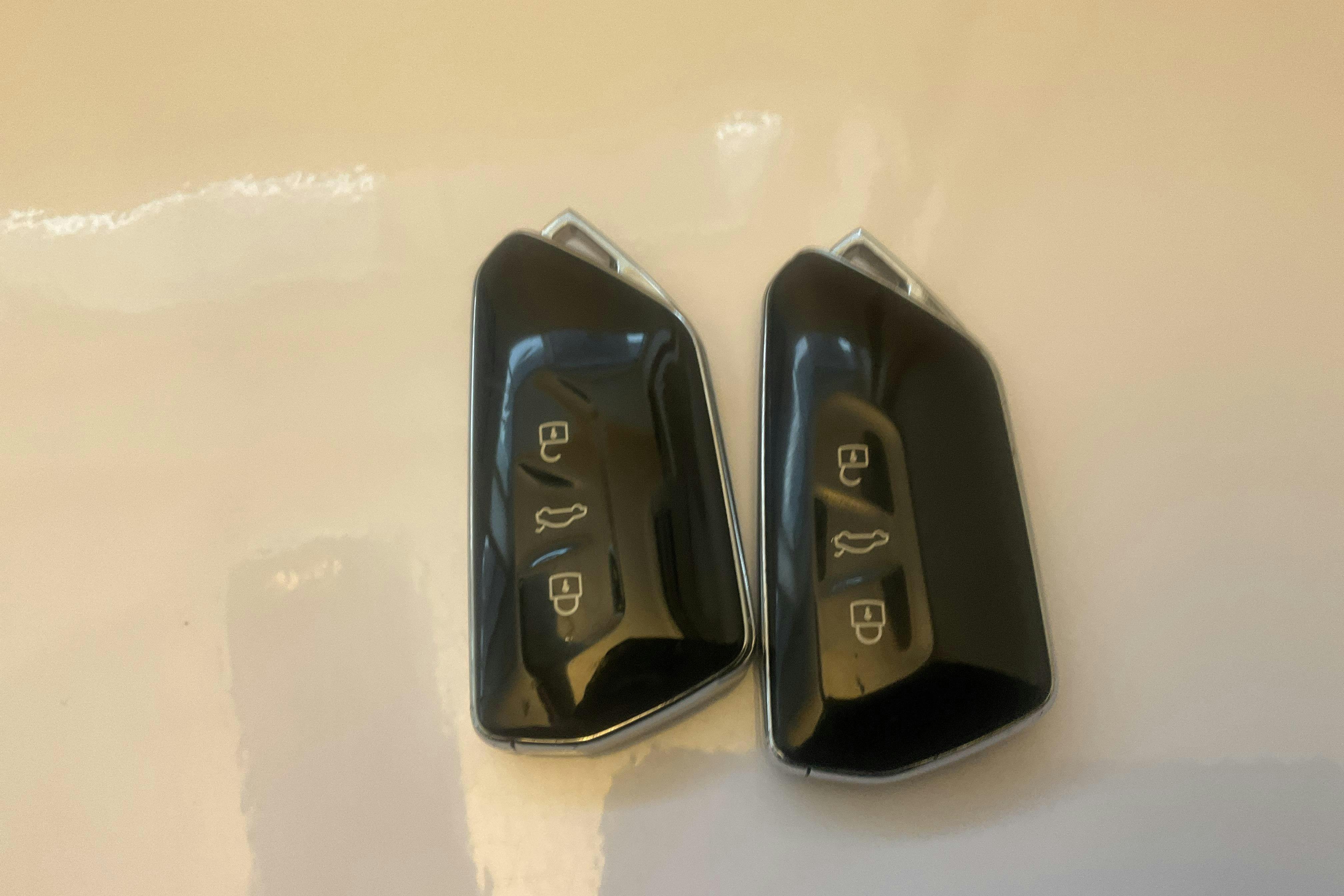 Presentationsfoto 17 av 17: Skoda Enyaq iV 80x (265hk) - 26 611 mil - Automat - svart - 2023