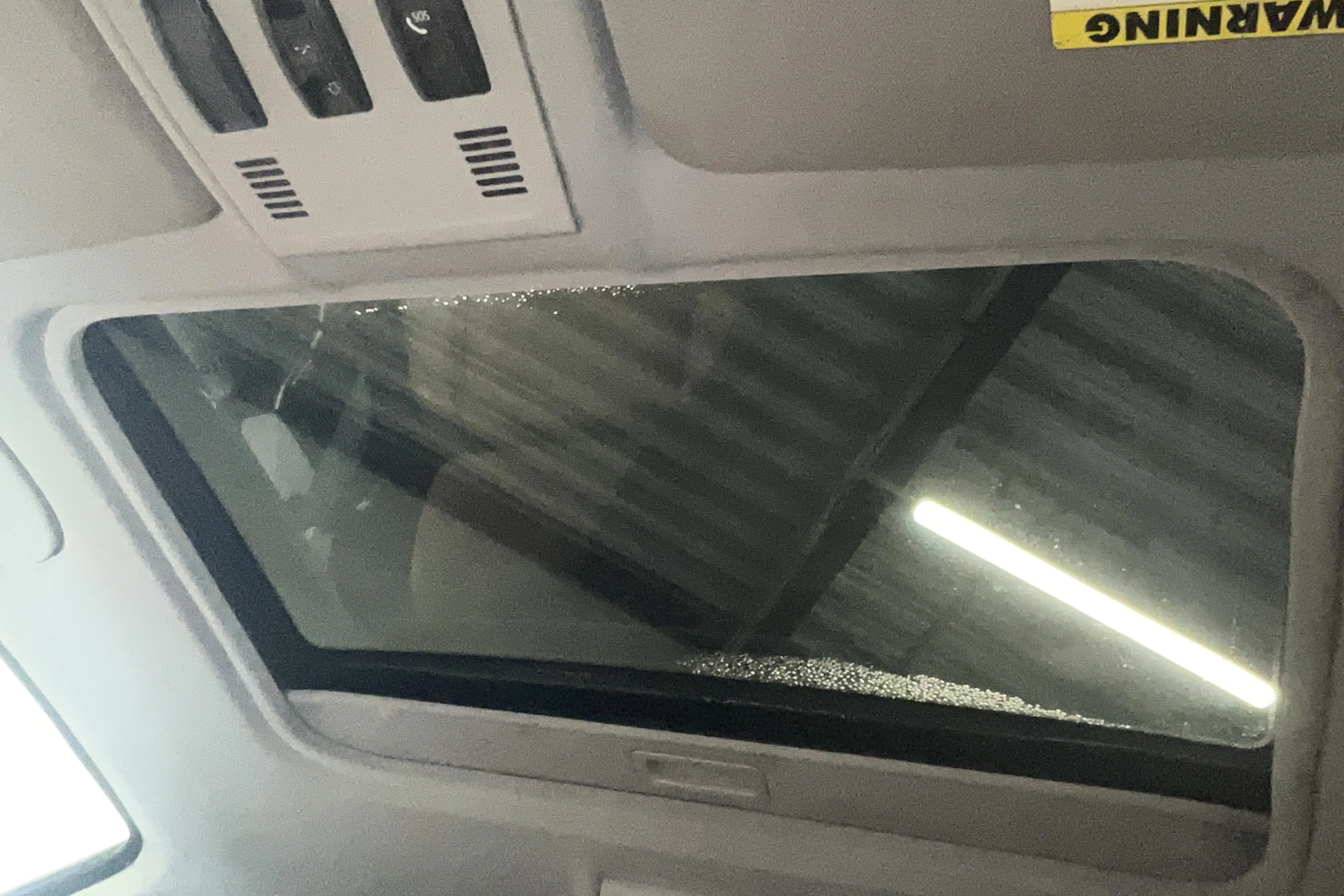 Presentation photo 17 of 17: BMW 335i Coupé, E92 (306hk) - 181 280 km - Manual - Dark Red - 2009