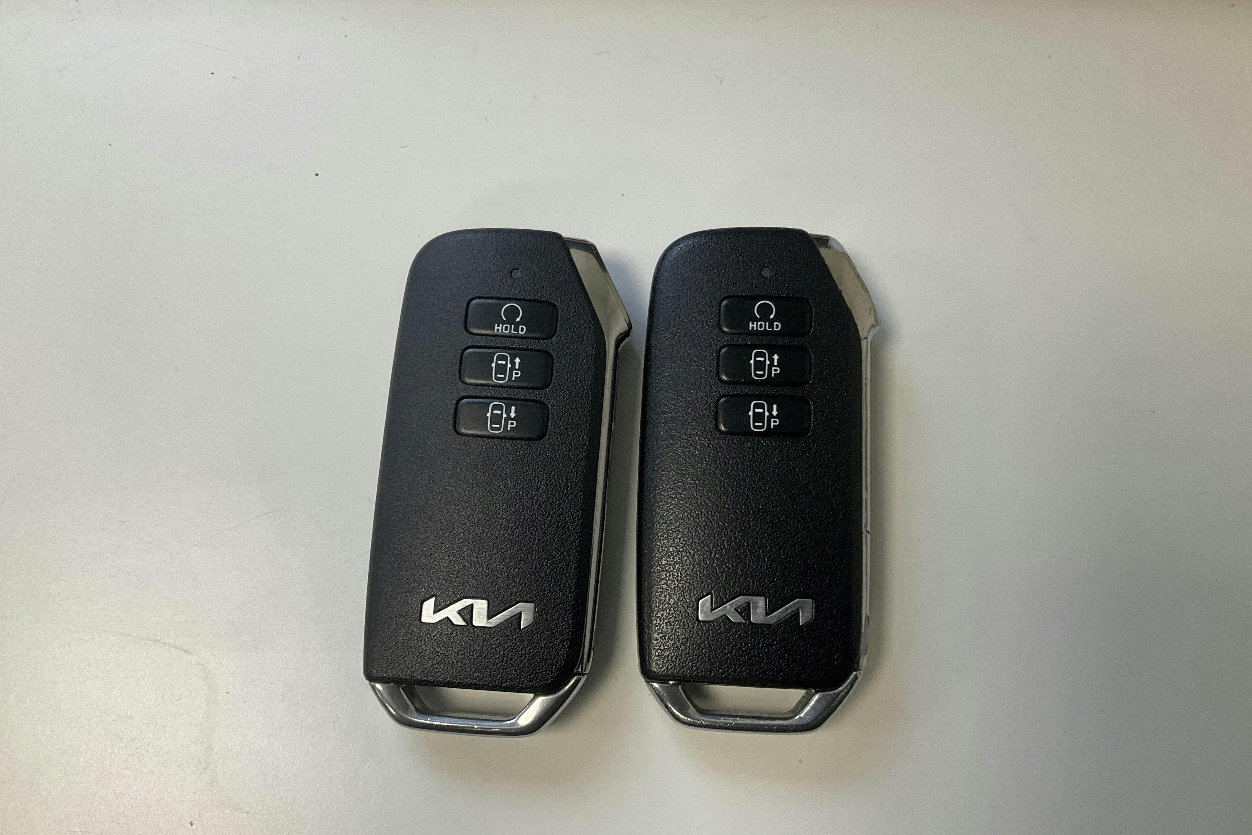 Presentationsfoto 18 av 18: KIA Sportage PHEV AWD (265hk) - 10 218 mil - Automat - vit - 2023