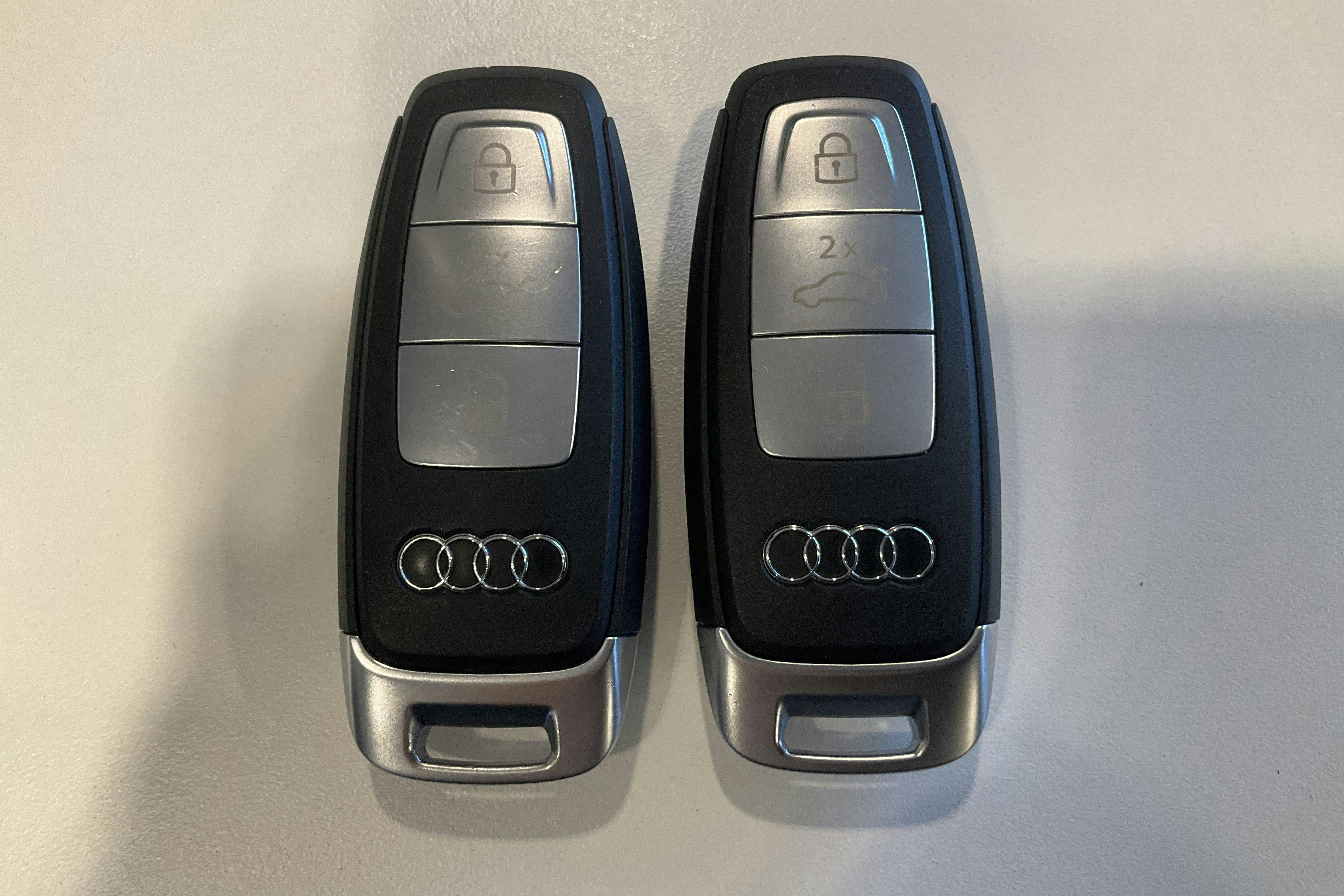 Presentation photo 24 of 24: Audi Q4 40 Sportback e-tron 77kWh (204hk) - 55 400 km - Automatic - gray - 2024