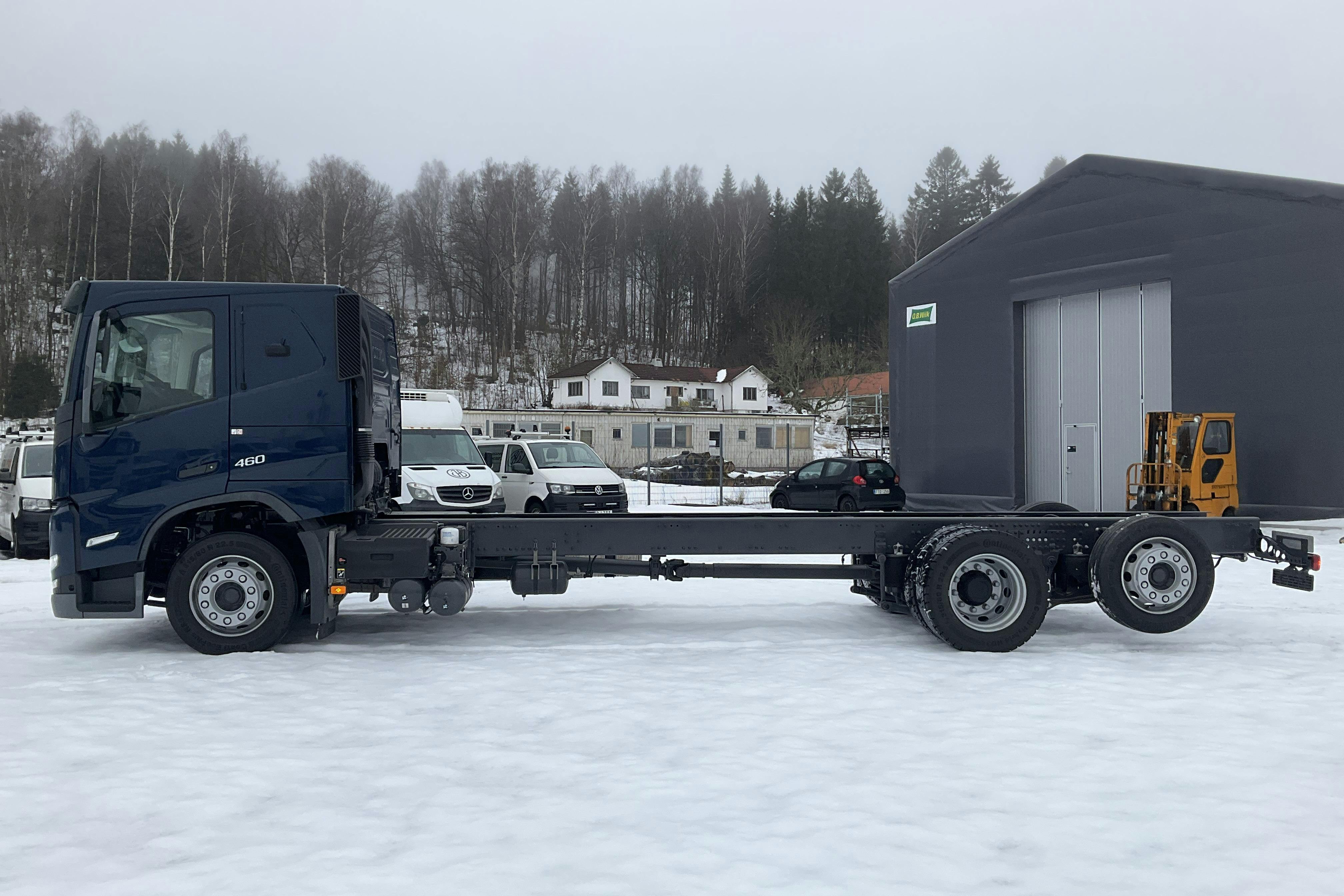 Presentation photo 2 of 42: VOLVO FM460 HP 6*2 RIGI - 39 km - Automatic - 2023