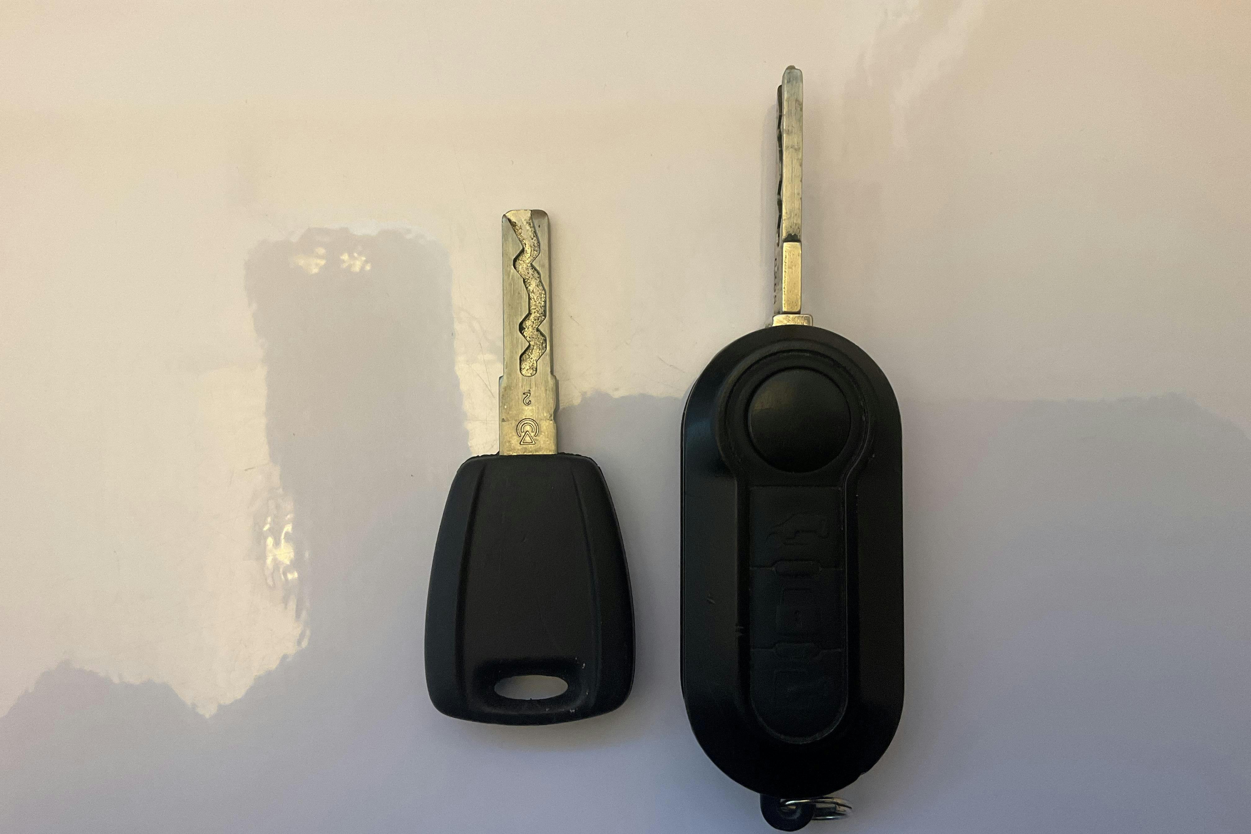 Presentation photo 16 of 16: Peugeot Boxer 330 2.0 BlueHDi Skåp (120hk) - 139 840 km - Manual - white - 2022