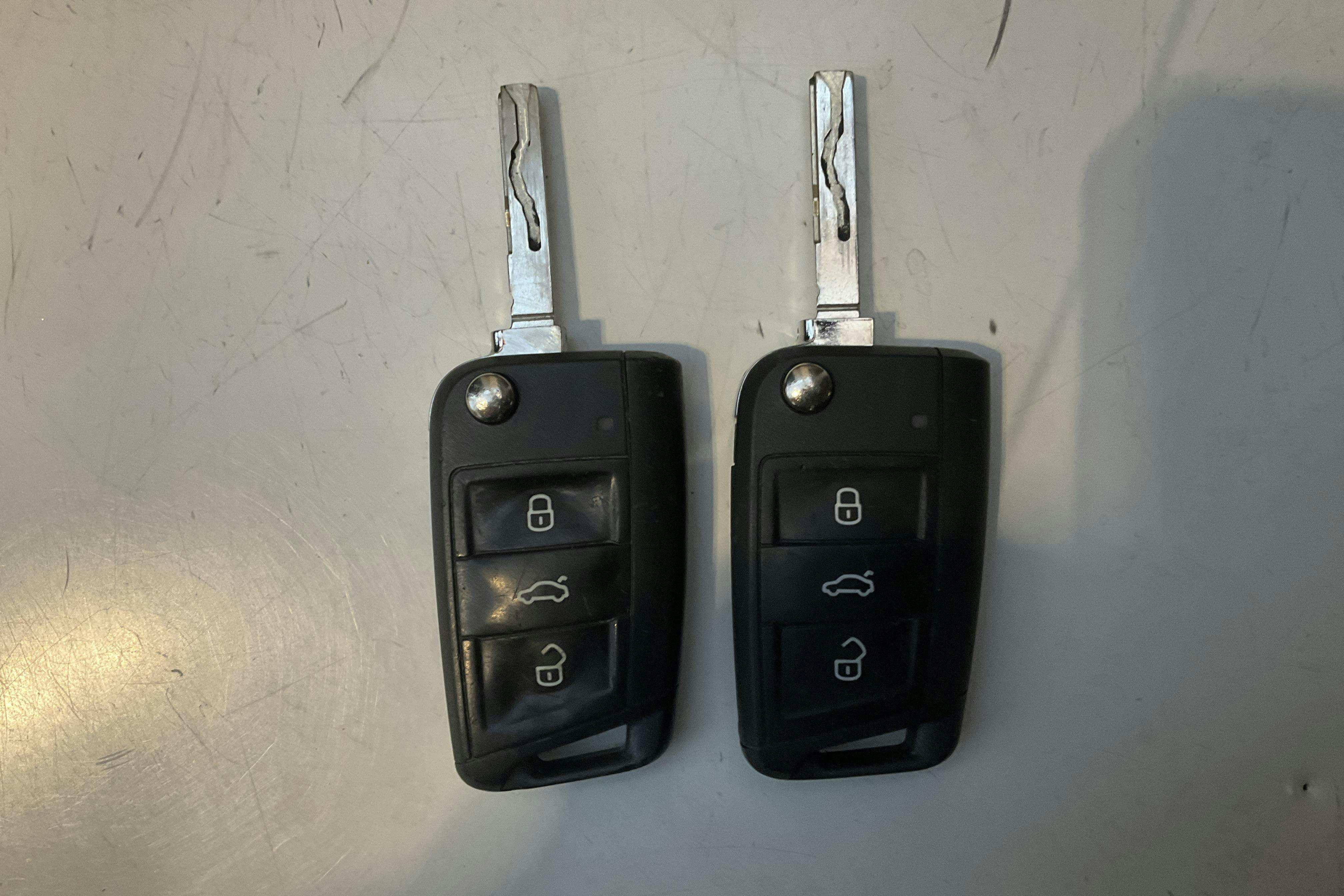 Presentation photo 13 of 13: VW T-Roc 2.0 TSI 4MOTION (190hk) - 144 740 km - Automatic - red - 2022