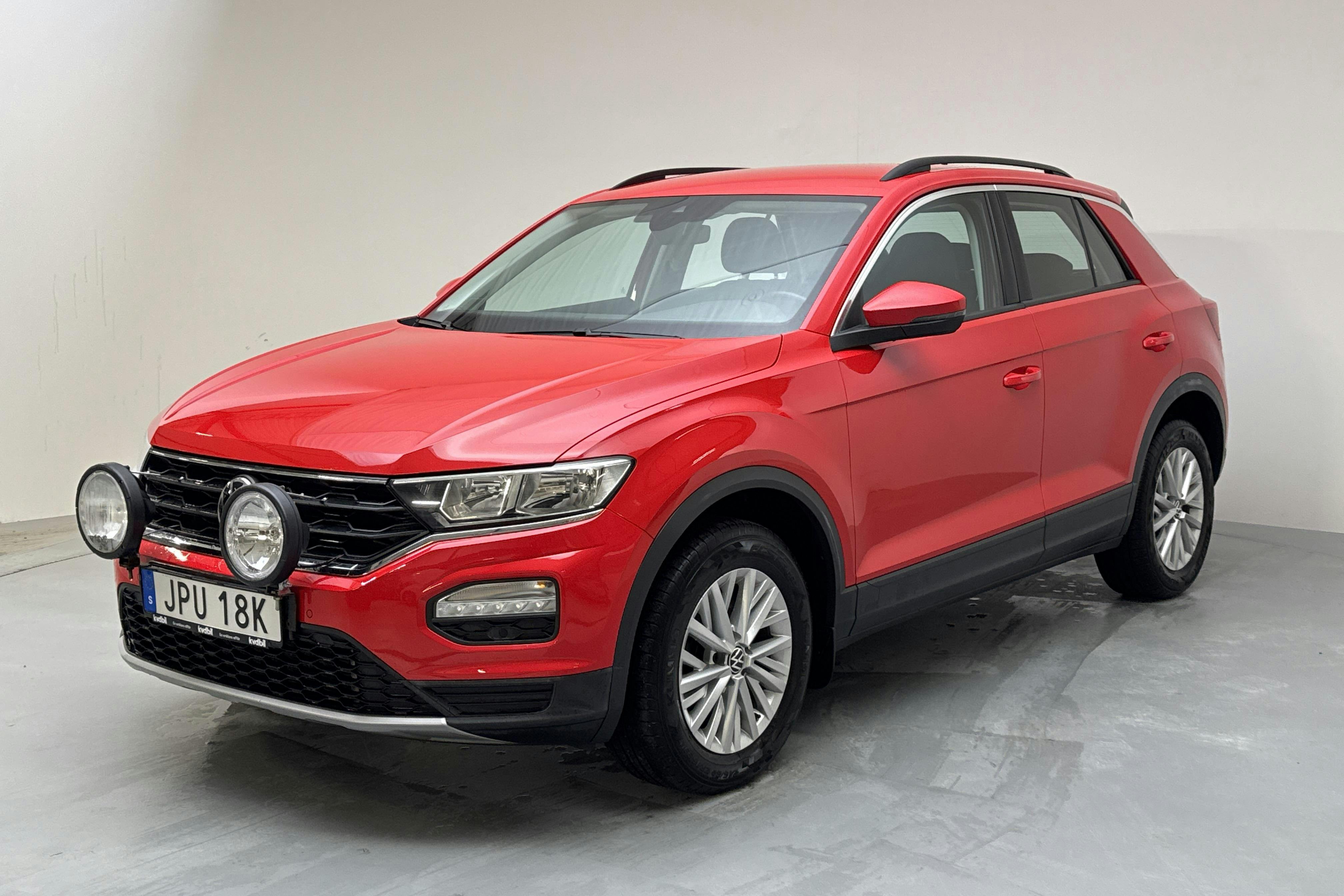 Presentation photo 1 of 13: VW T-Roc 2.0 TSI 4MOTION (190hk) - 144 740 km - Automatic - red - 2022