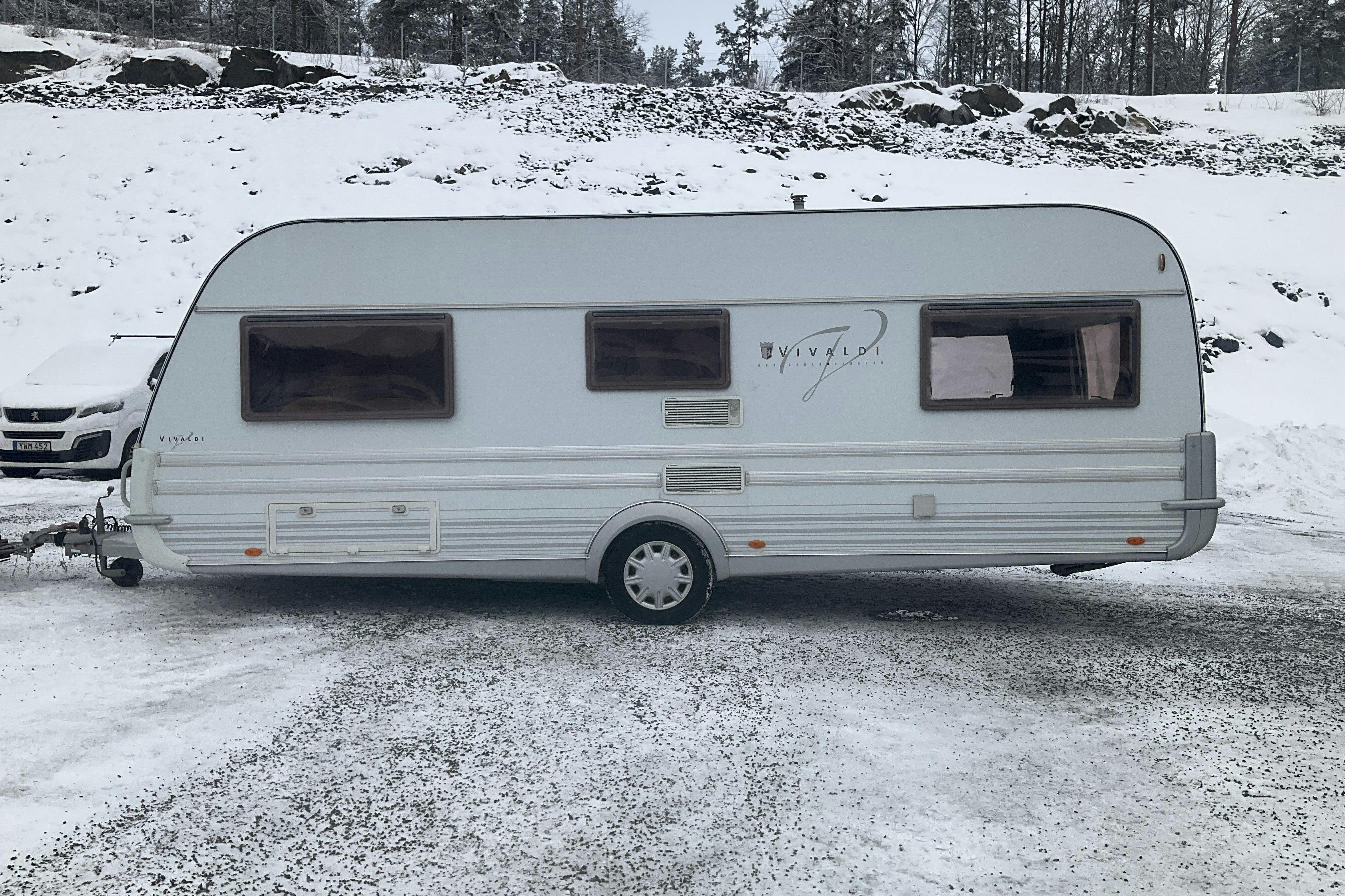 Presentation photo 2 of 32: TABBERT VIVALDI 560 TD Husvagn med förtält - 0 km - white - 2006