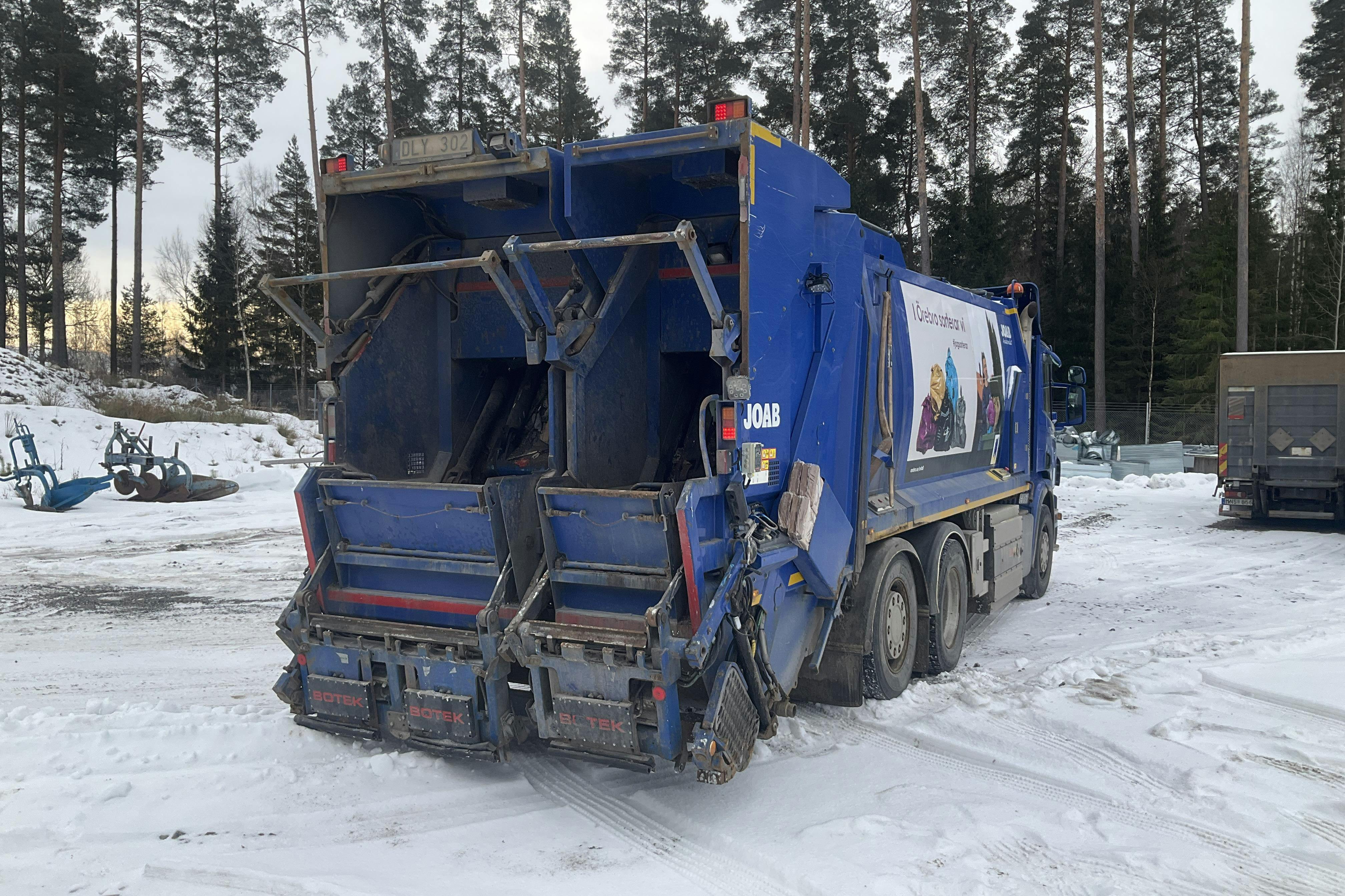 Presentation photo 2 of 41: Scania P310DB6X2*4MNB - 232 003 km - Automatic - blue - 2012