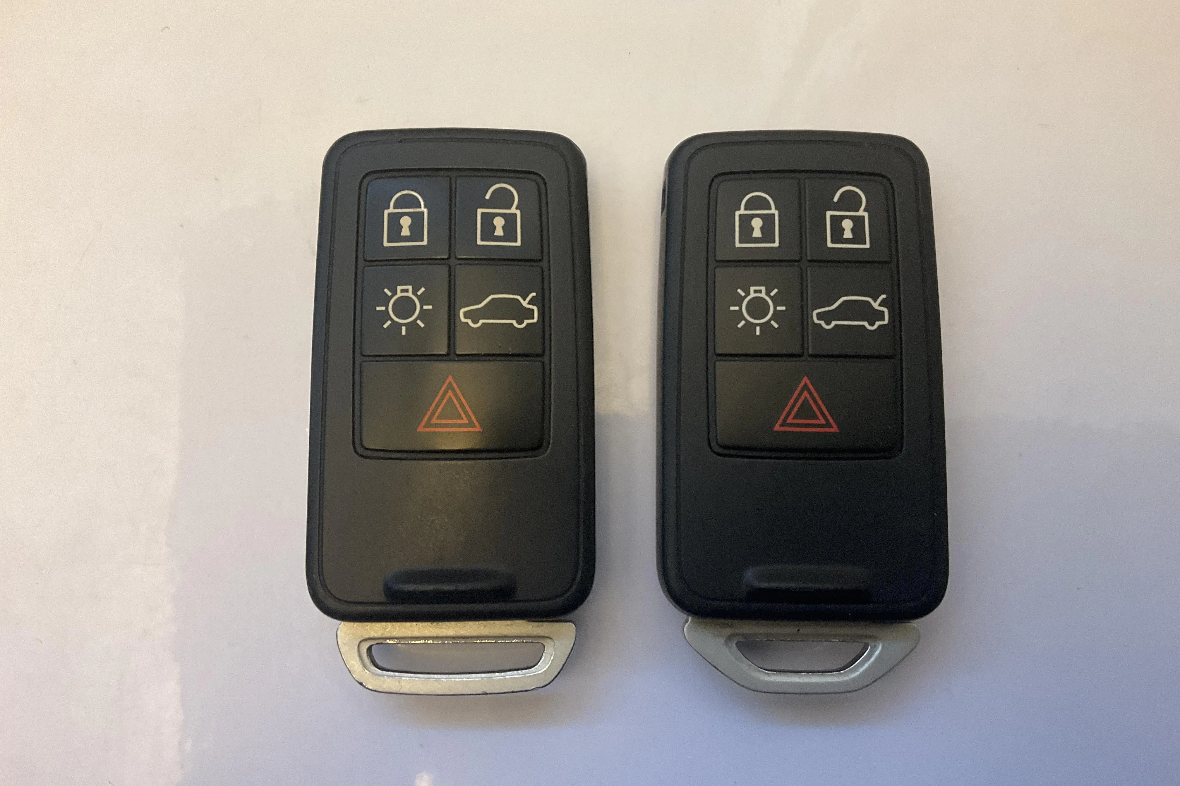 Presentation photo 14 of 14: Volvo V60 D4 (163hk) - 153 160 km - Manual - silver - 2014