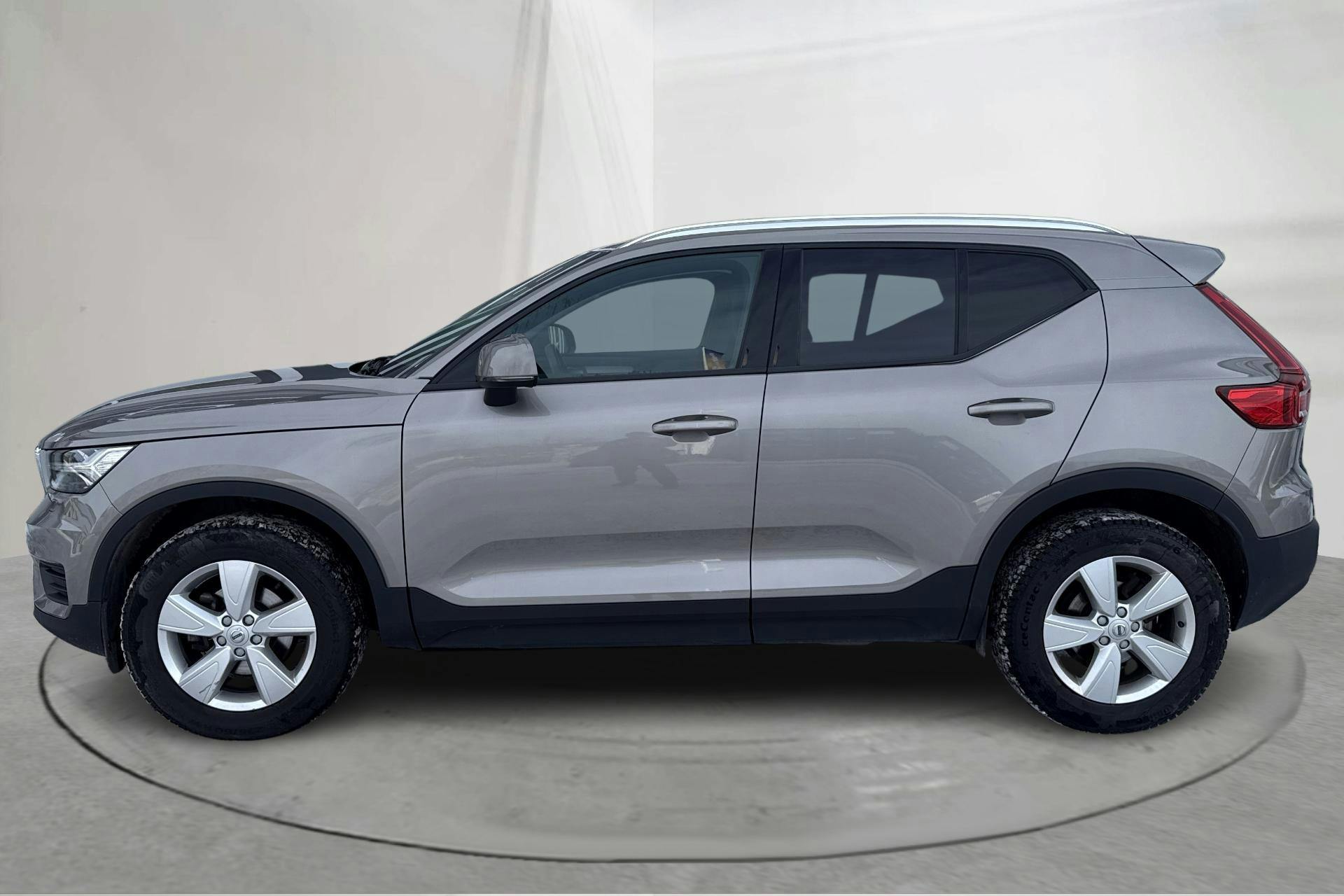 Presentation photo 2 of 17: Volvo XC40 T3 2WD (163hk) - 78 420 km - Automatic - gray - 2022