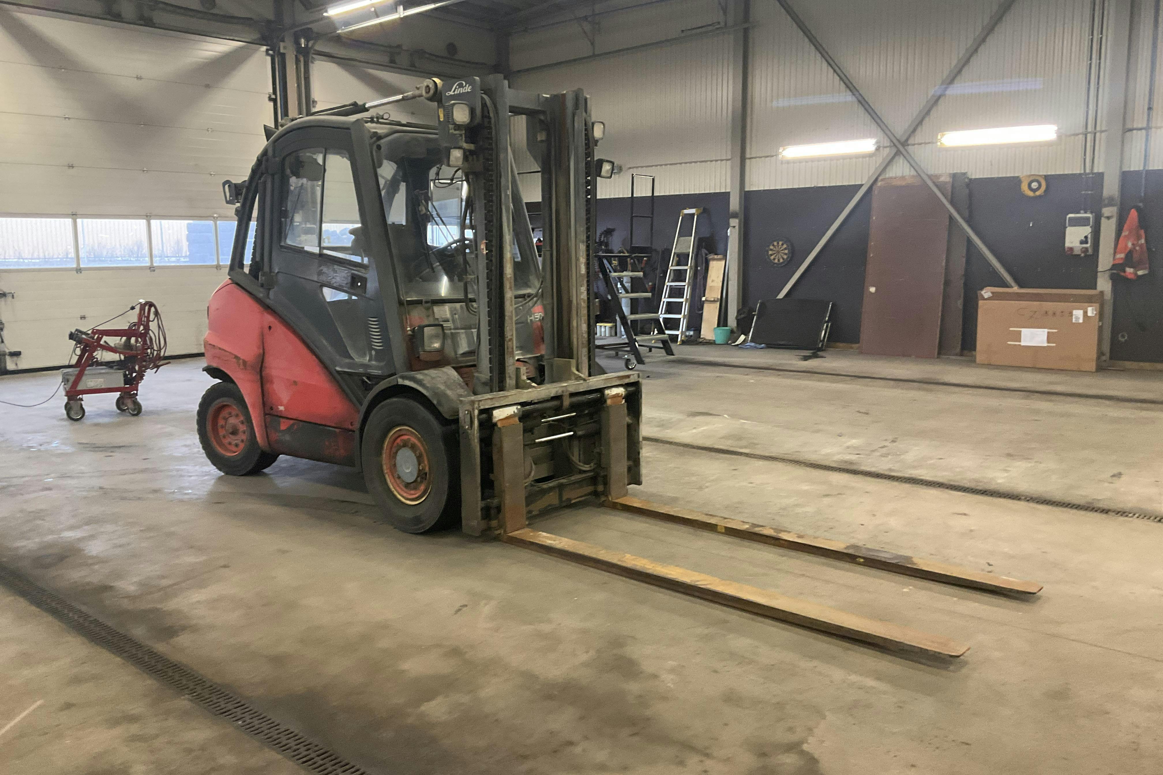 Presentation photo 2 of 20: Linde Gaffeltruck 5ton - 0 km - 2007