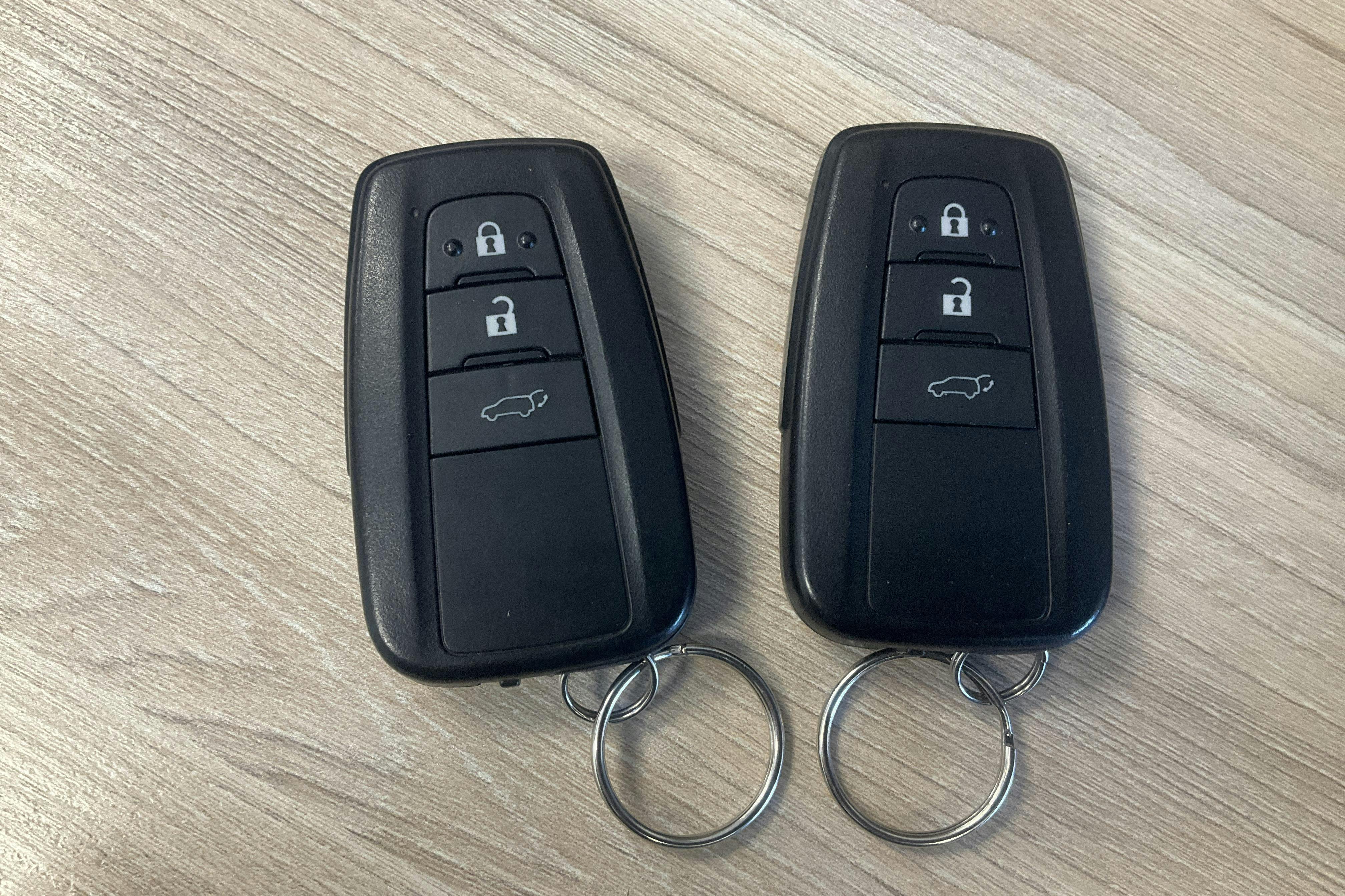 Presentation photo 16 of 16: Toyota RAV4 2.5 HSD AWD (222hk) - 108 910 km - Automatic - black - 2022