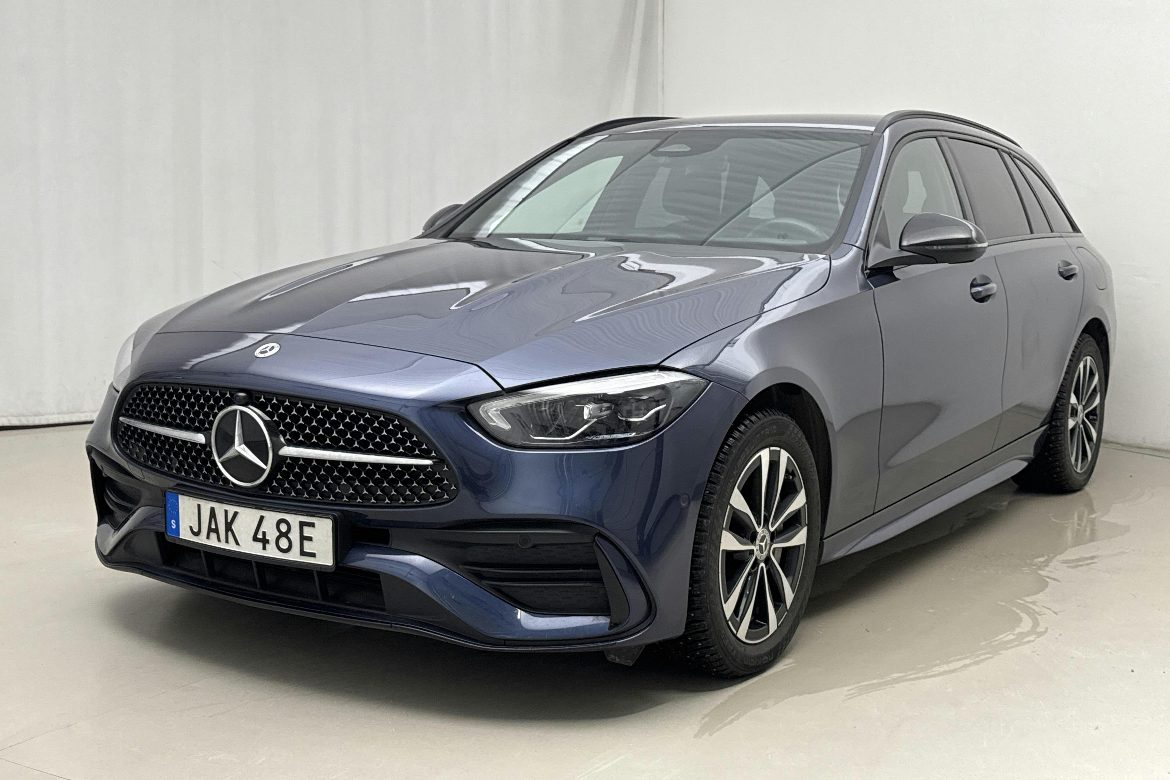 Presentation photo 1 of 22: Mercedes C 300 e Kombi S206 (333hk) - 46 840 km - Automatic - blue - 2023