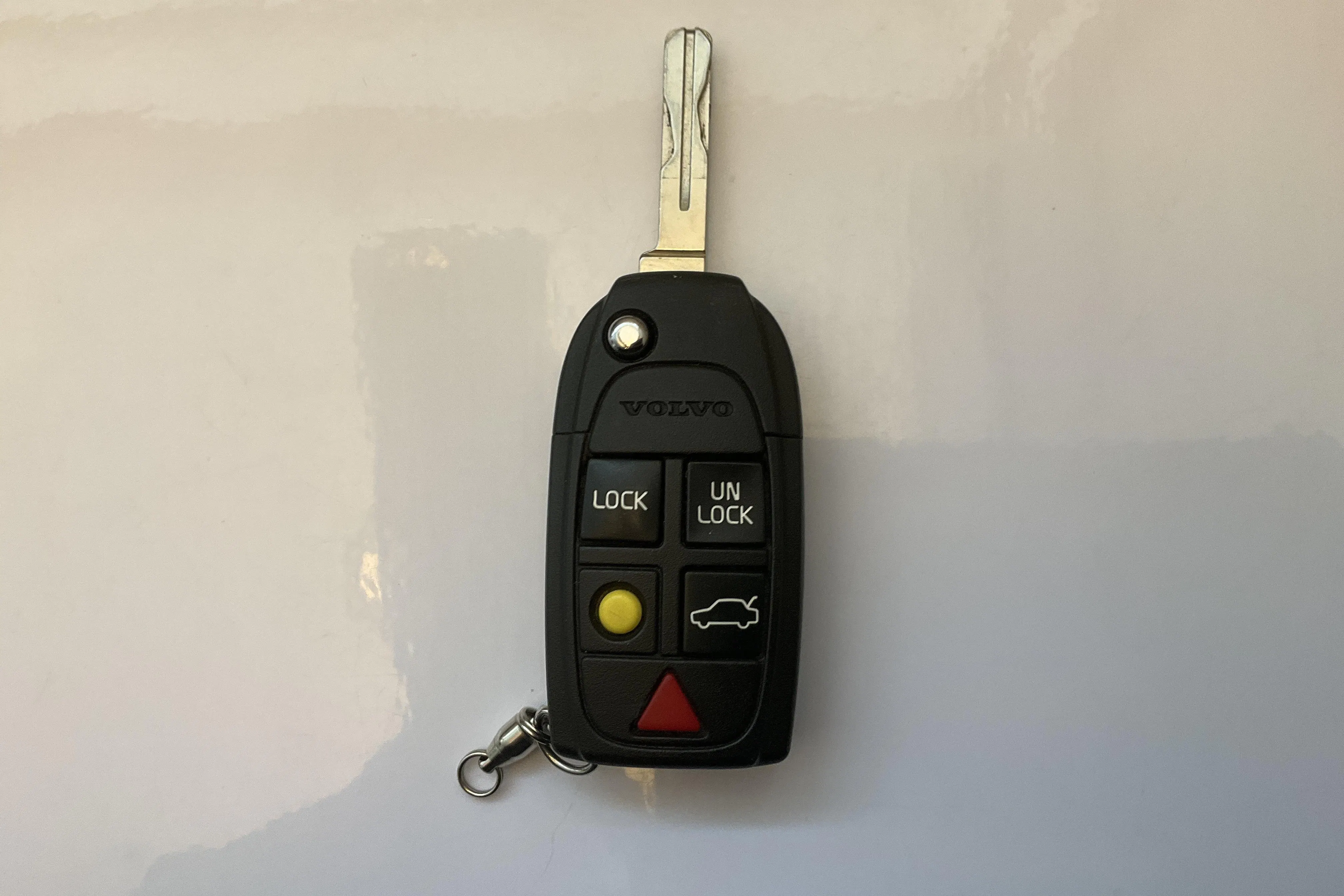 Presentation photo 13 of 13: Volvo V70 2.4 (140hk) - 165 610 km - Manual - red - 2006