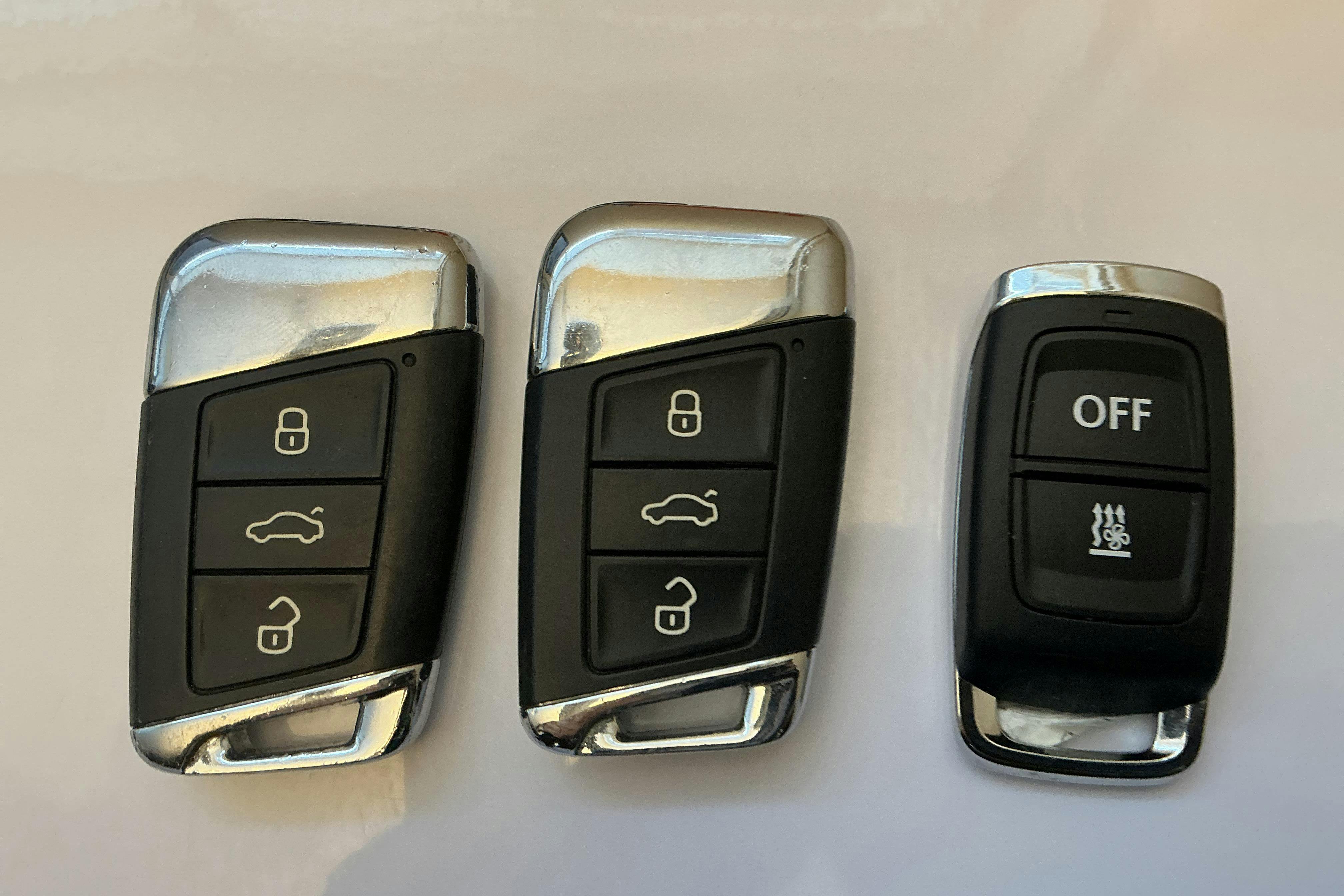 Esittelykuva 16 osoitteesta 16: VW Passat 2.0 TDI Sportscombi 4Motion (200hk) - 106 660 km - Automaattinen - valkoinen - 2022