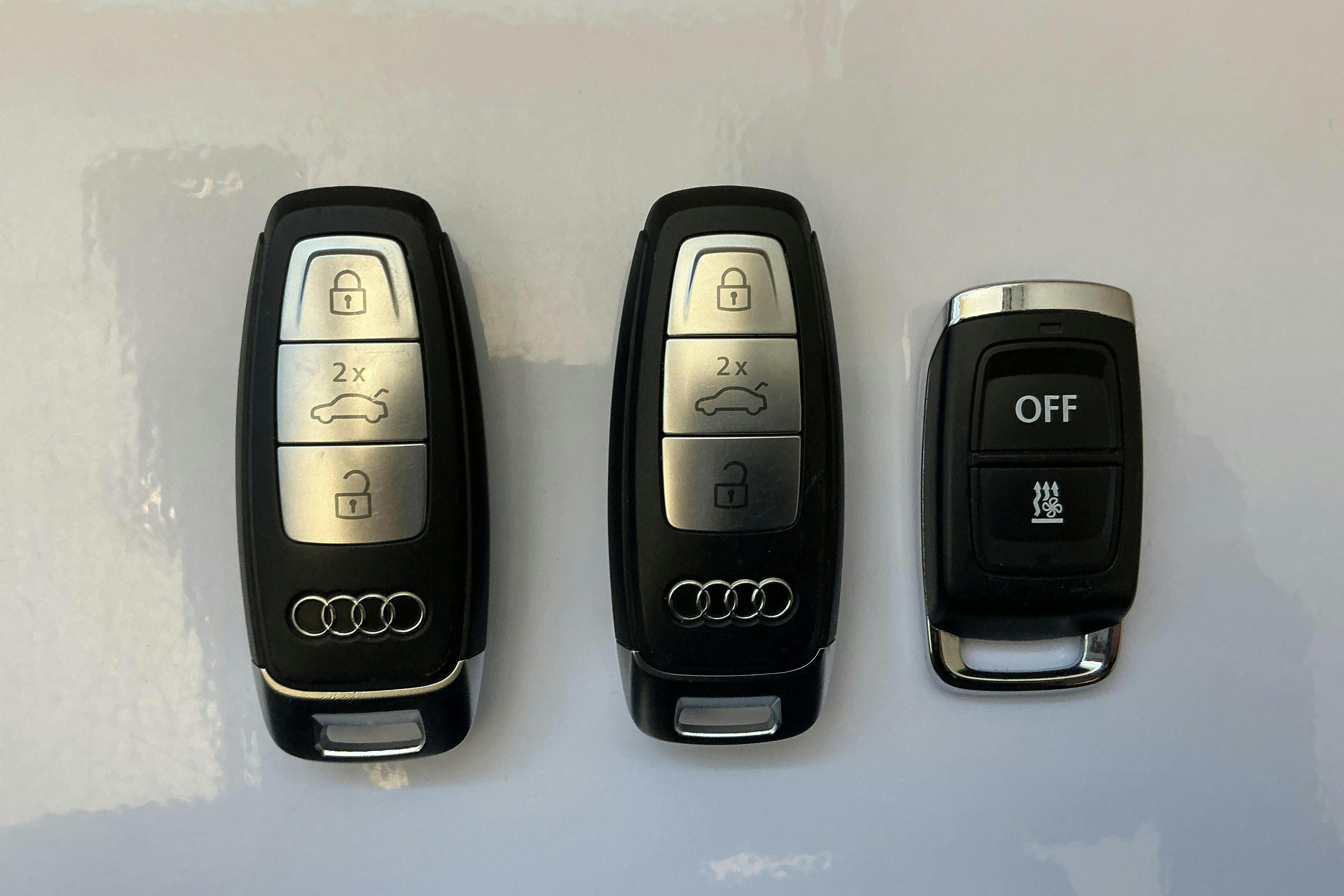 Presentation photo 16 of 16: Audi A6 Avant 40 TDI quattro (204hk) - 85 120 km - Automatic - black - 2023