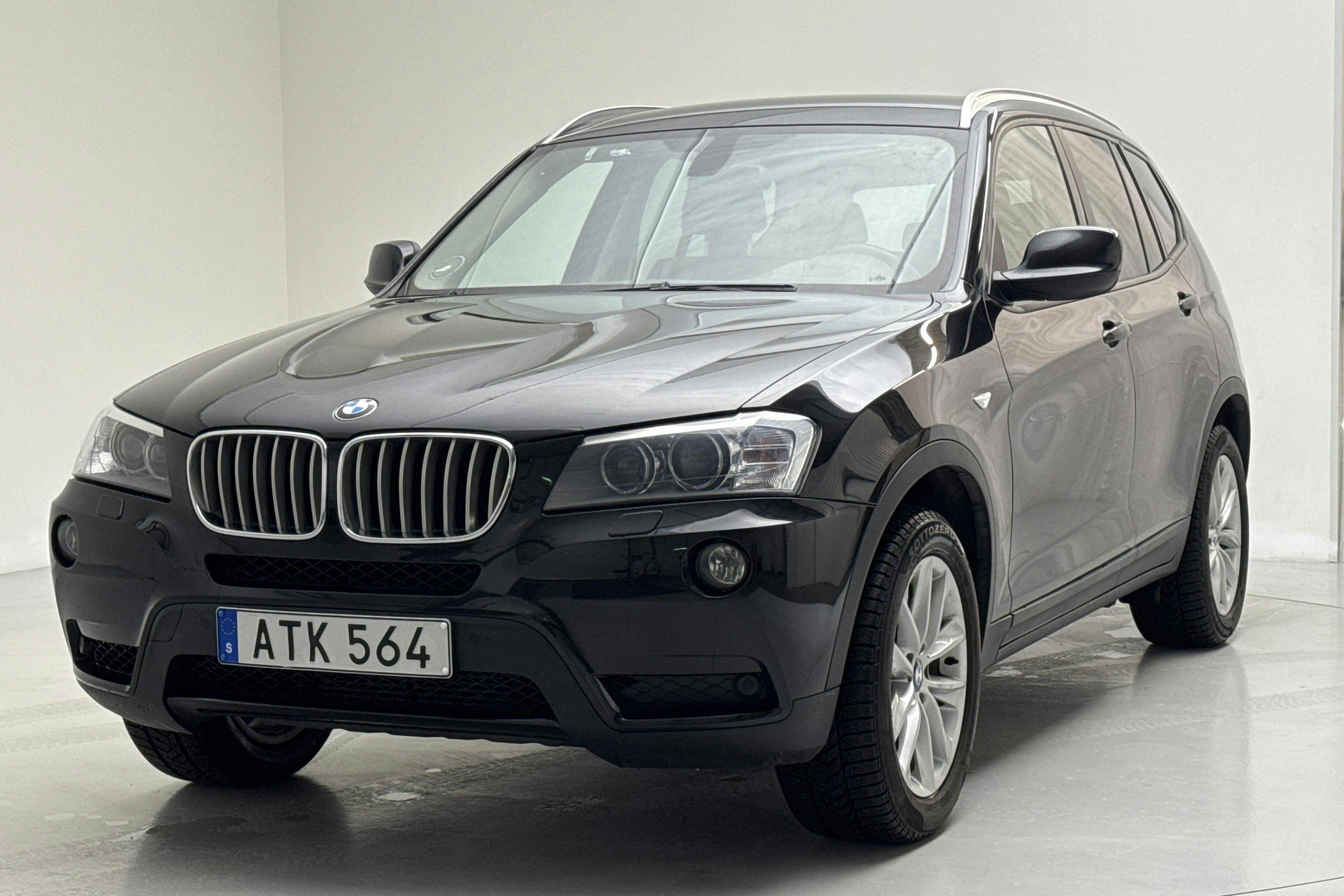 Presentation photo 1 of 13: BMW X3 xDrive35d, F25 (313hk) - 201 250 km - Automatic - black - 2012