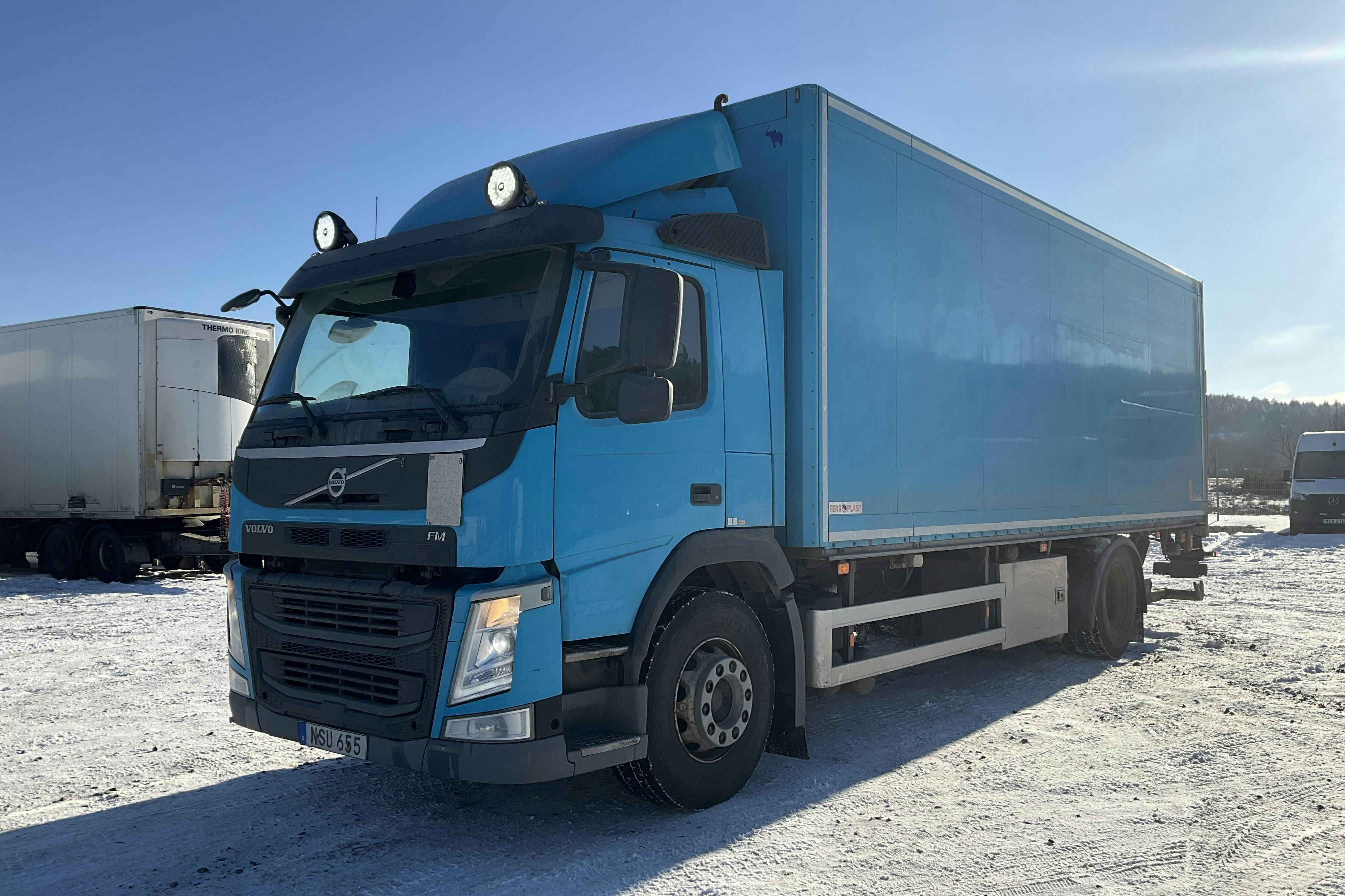 Presentationsfoto 1 av 47: VOLVO FM330 - 996 800 km - Automat - Light Blue - 2016