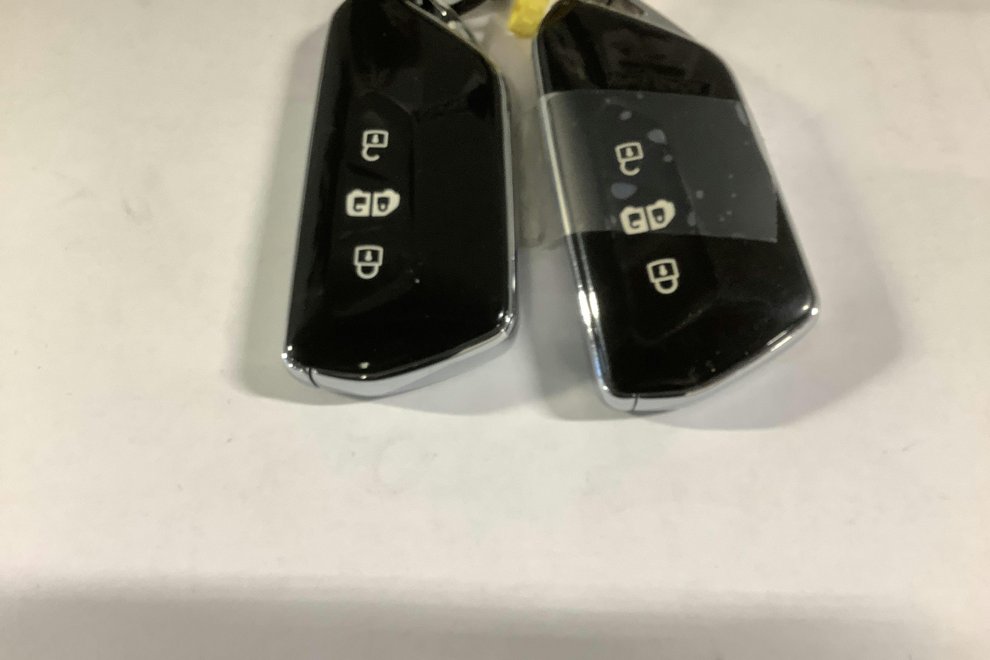 Presentation photo 19 of 19: VW ID. Buzz Cargo (204hk) - 18 690 km - Automatic - silver - 2023