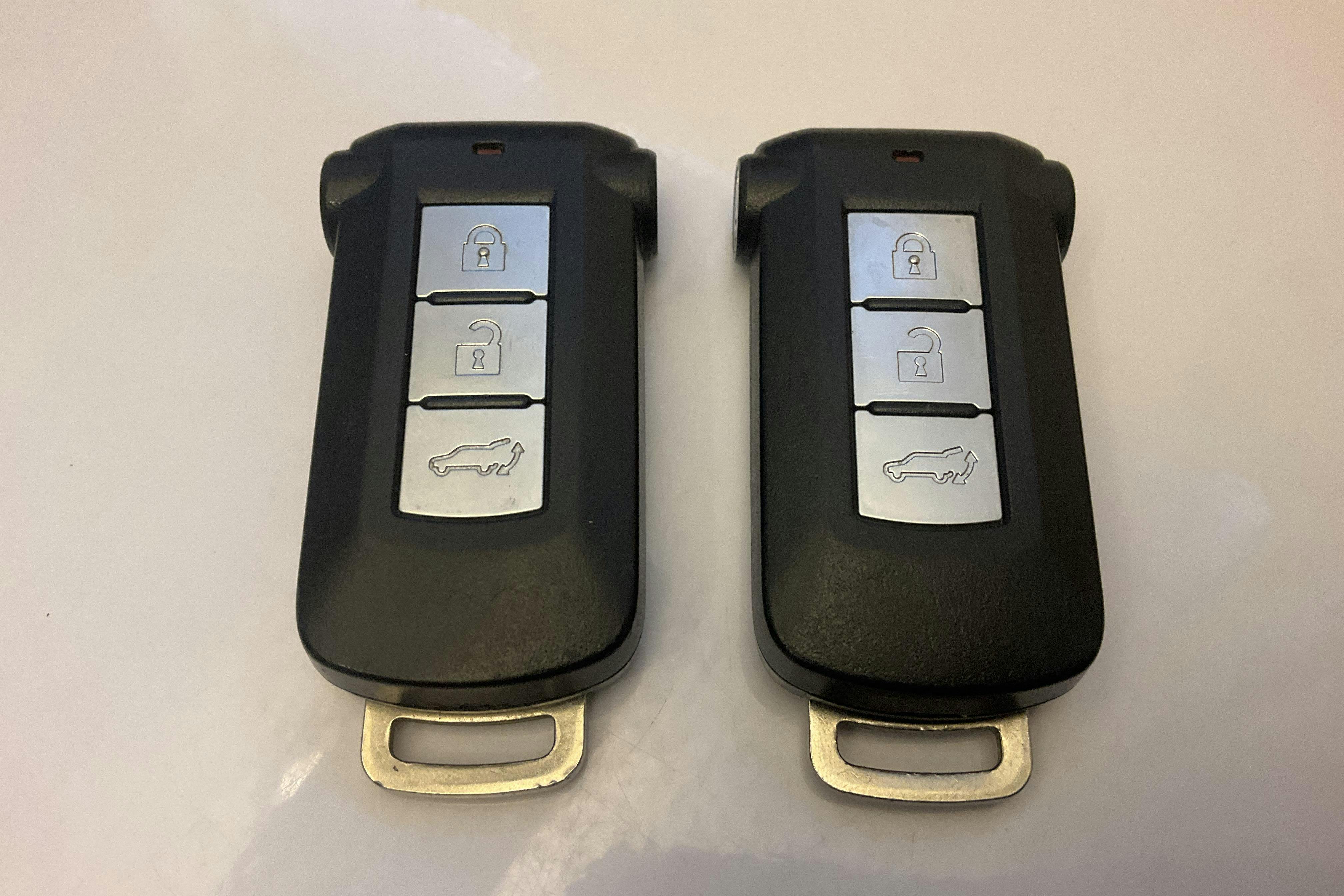 Presentationsfoto 15 av 15: Mitsubishi Outlander 2.4 Plug-in Hybrid 4WD (136hk) - 12 681 mil - Automat - svart - 2019