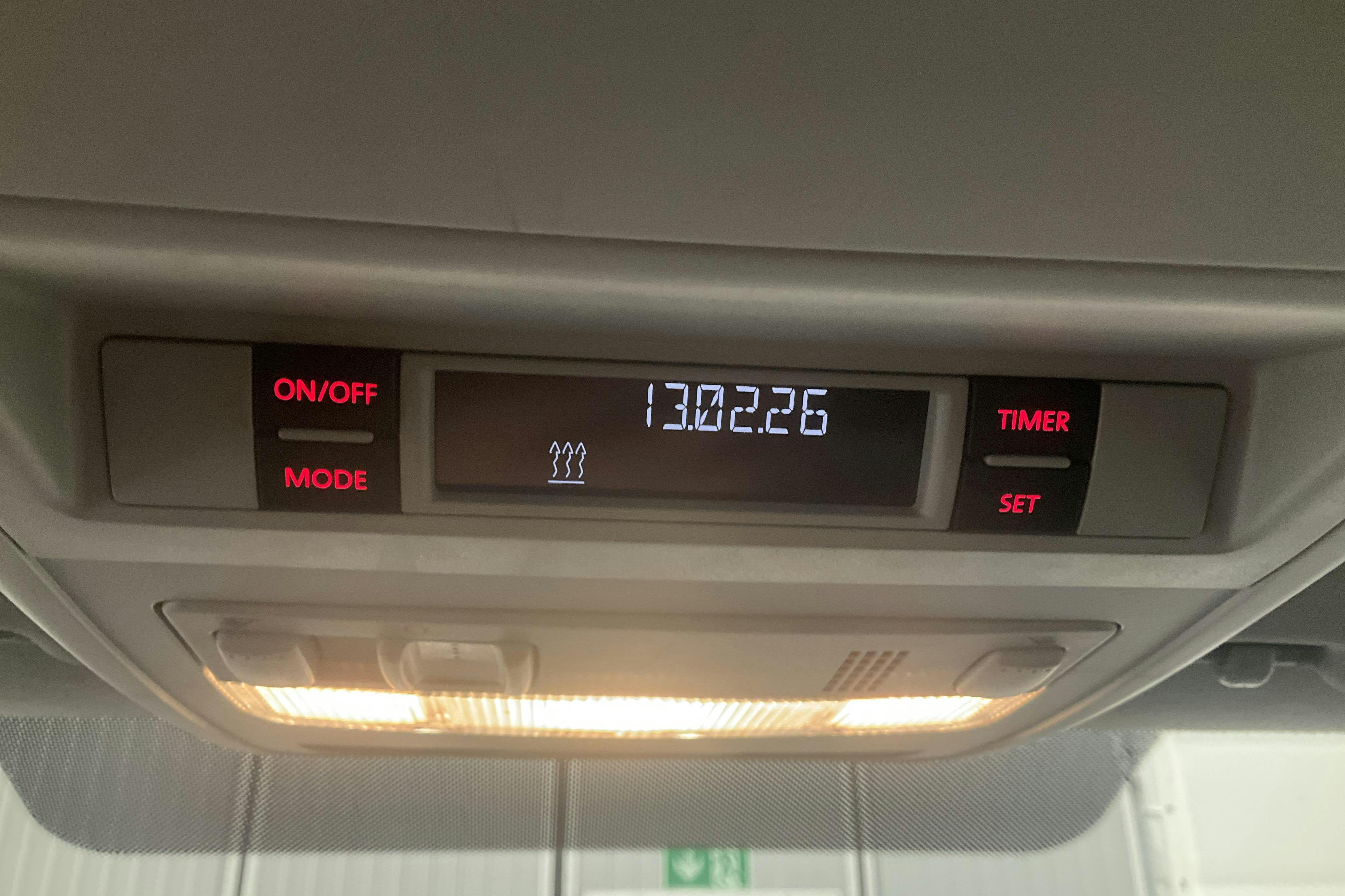 Presentationsfoto 14 av 14: VW Transporter Kombi T6 2.0 TDI BMT 4MOTION (150hk) - 15 323 mil - Manuell - vit - 2018