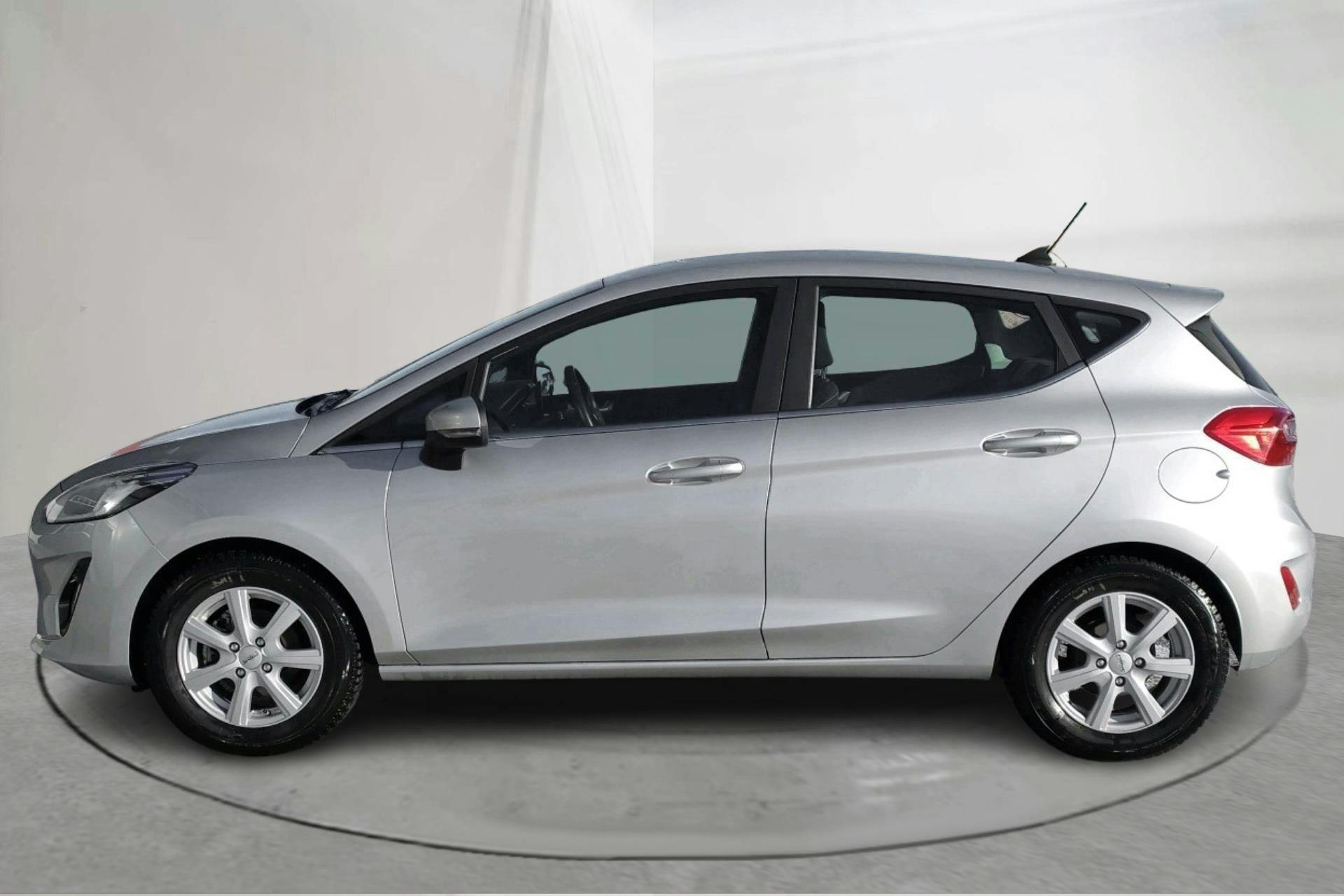 Presentation photo 2 of 13: Ford Fiesta 1.0T EcoBoost 5dr (95hk) - 21 000 km - Manual - gray - 2021