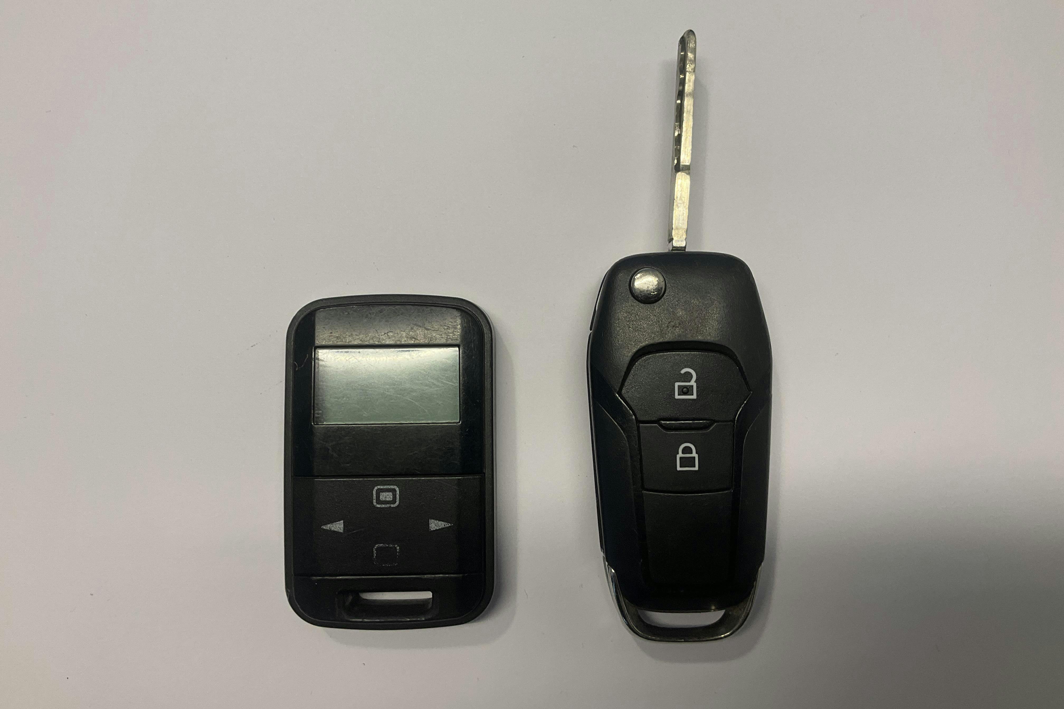 Presentation photo 17 of 17: Ford Ranger 2.2 TDCi 4WD (160hk) - 177 780 km - Automatic - white - 2017