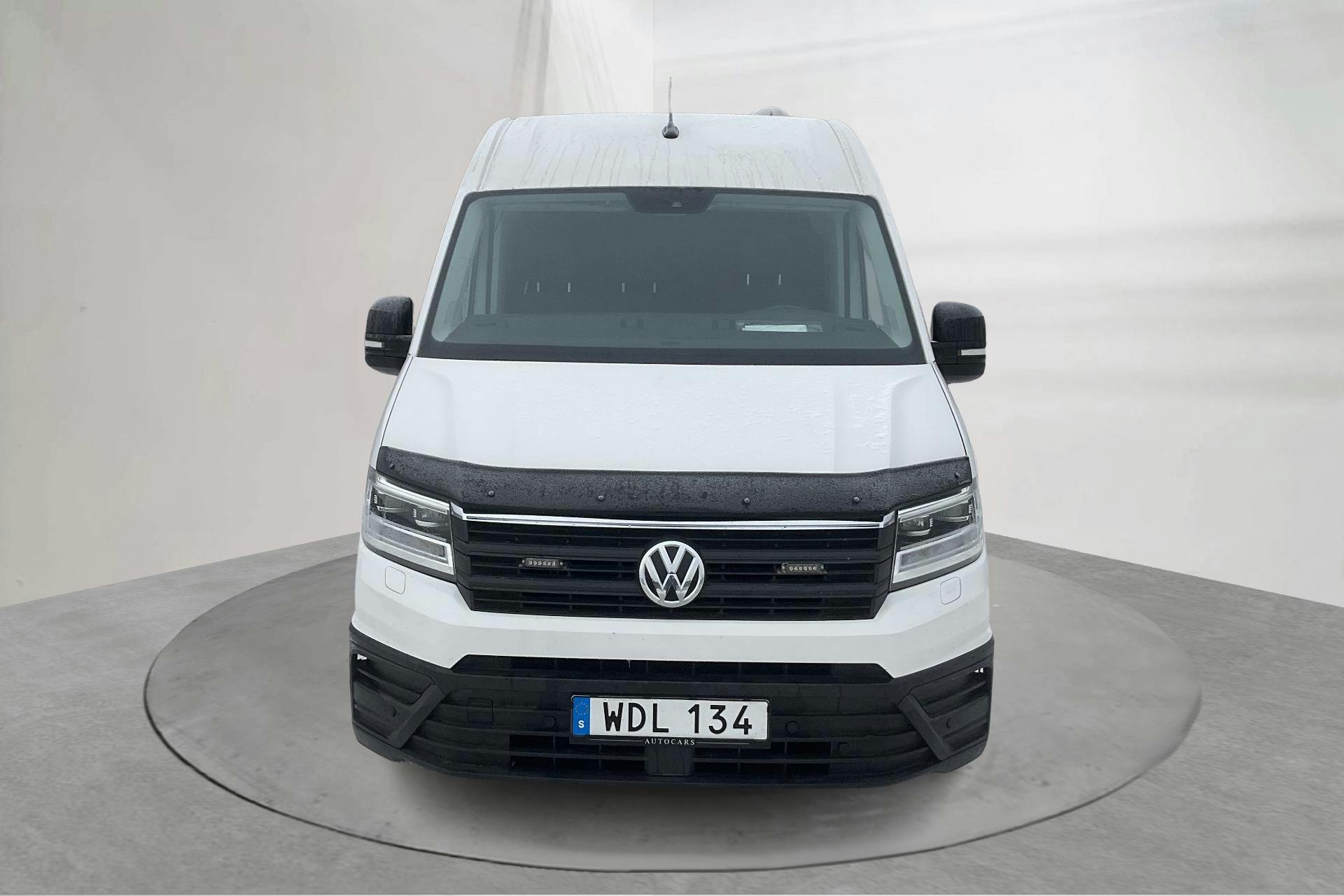 Presentation photo 2 of 24: VW Crafter 35 2.0 TDI Crossbuss - 148 310 km - Manual - white - 2017